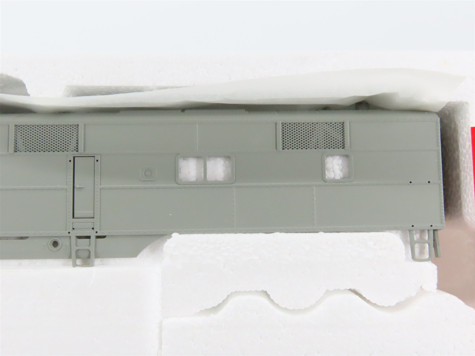 HO Scale Proto 2000 21072 Undecorated EMD E7A Diesel Locomotive - DCC Ready