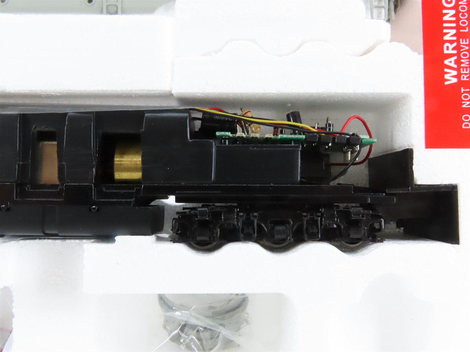 HO Scale Proto 2000 21072 Undecorated EMD E7A Diesel Locomotive - DCC Ready