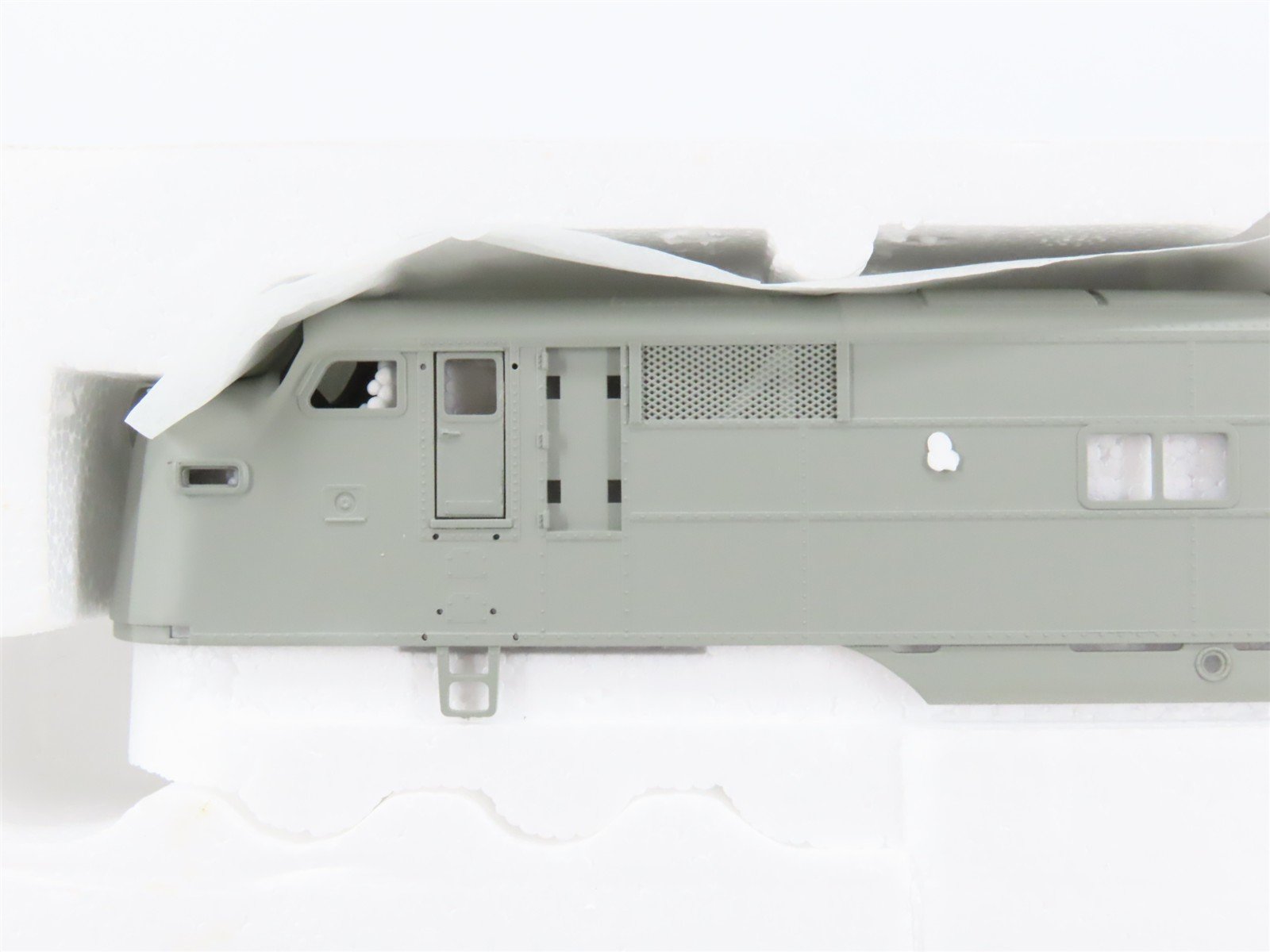 HO Scale Proto 2000 21072 Undecorated EMD E7A Diesel Locomotive - DCC Ready