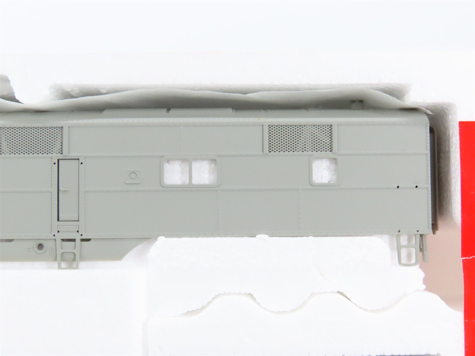 HO Scale Proto 2000 21072 Undecorated EMD E7A Diesel Locomotive - DCC Ready