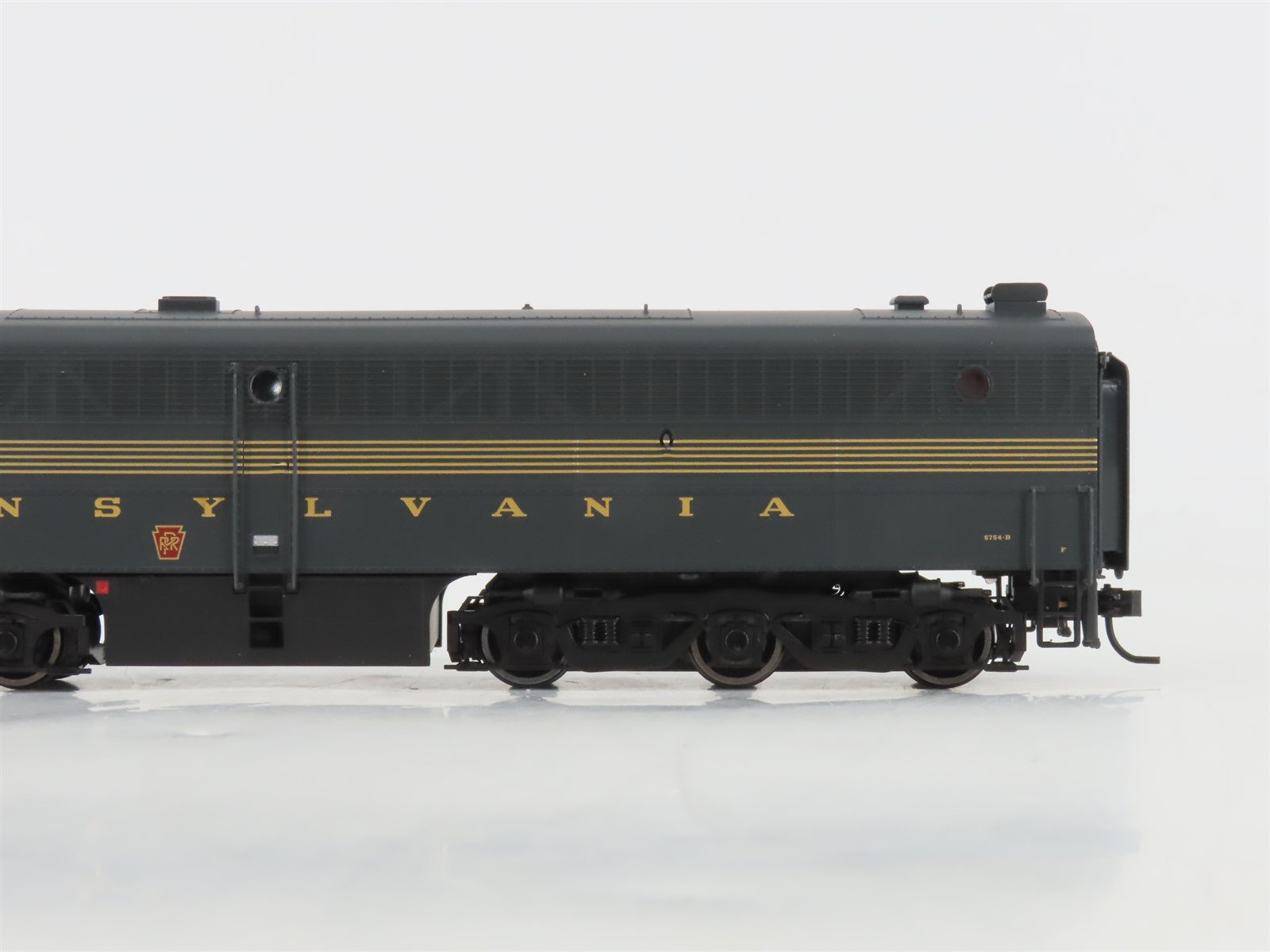 HO Scale Proto 2000 21668 PRR Pennsylvania ALCO PB Diesel #5754B - Unpowered