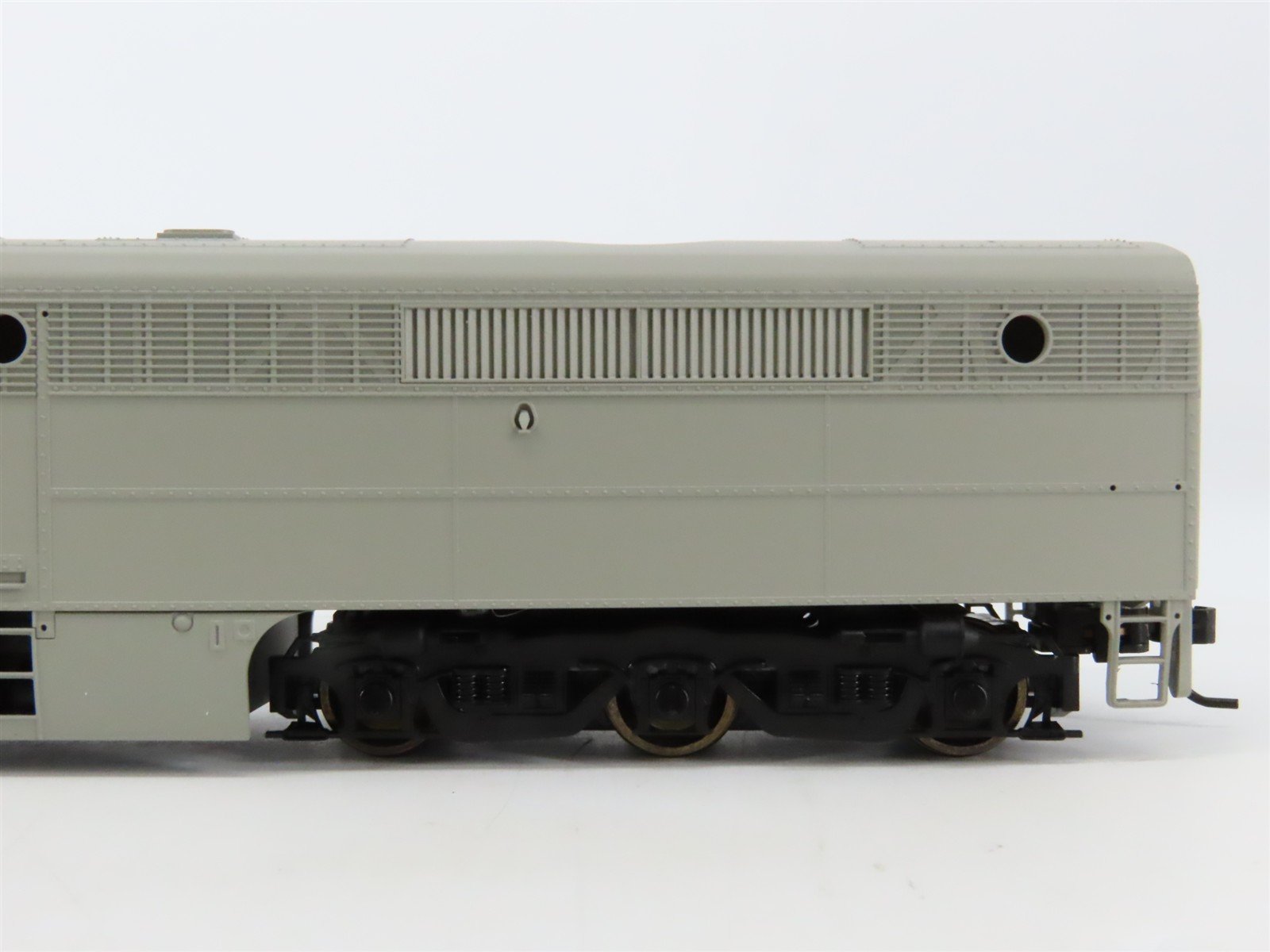 HO Scale Proto 2000 21632 Undecorated ALCO PB Diesel Locomotive - Unpowered