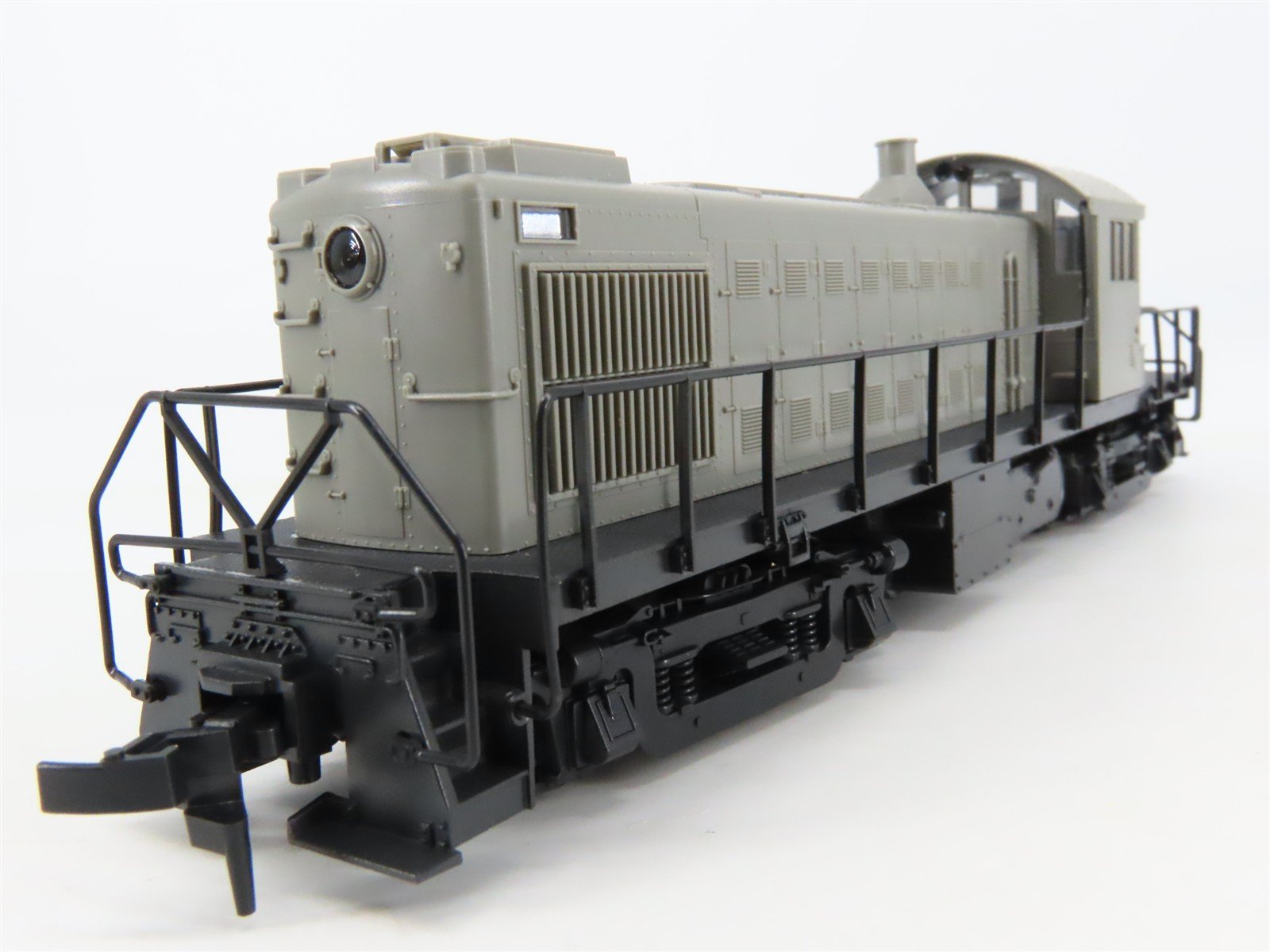 HO Scale Atlas/KATO 8100 Undecorated ALCO RS-1 Diesel Locomotive