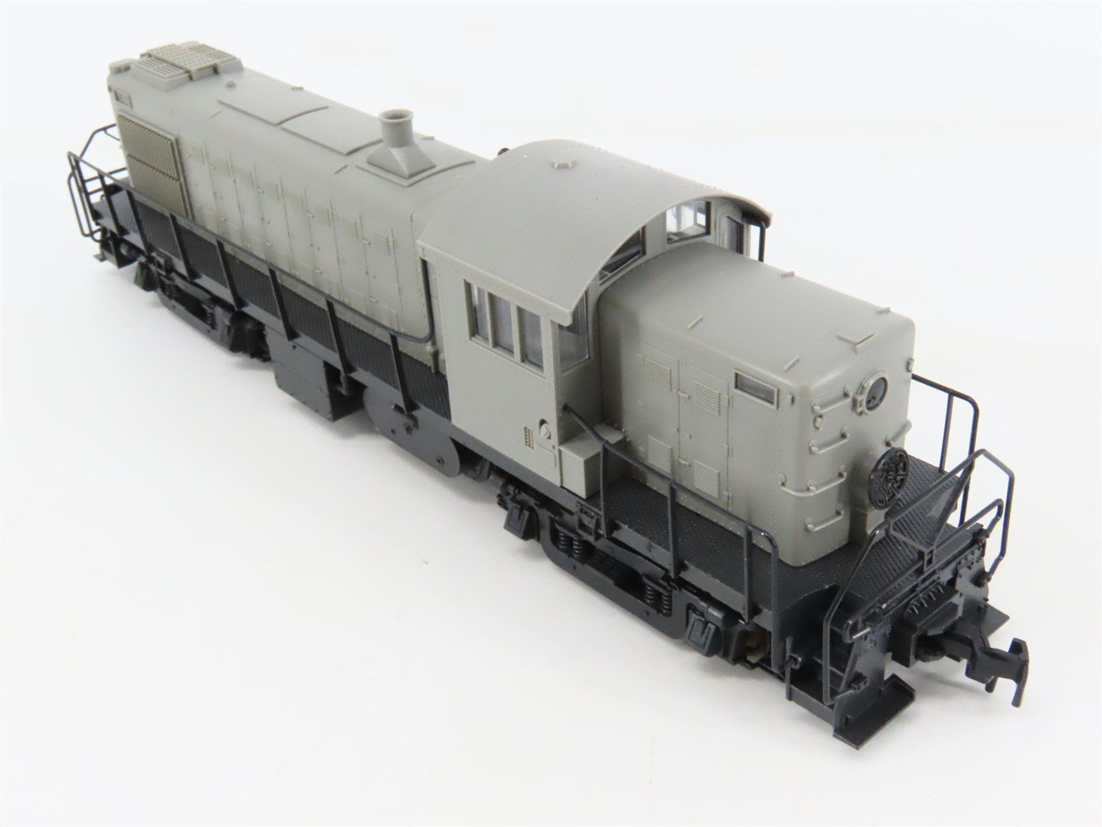 HO Scale Atlas/KATO 8100 Undecorated ALCO RS-1 Diesel Locomotive