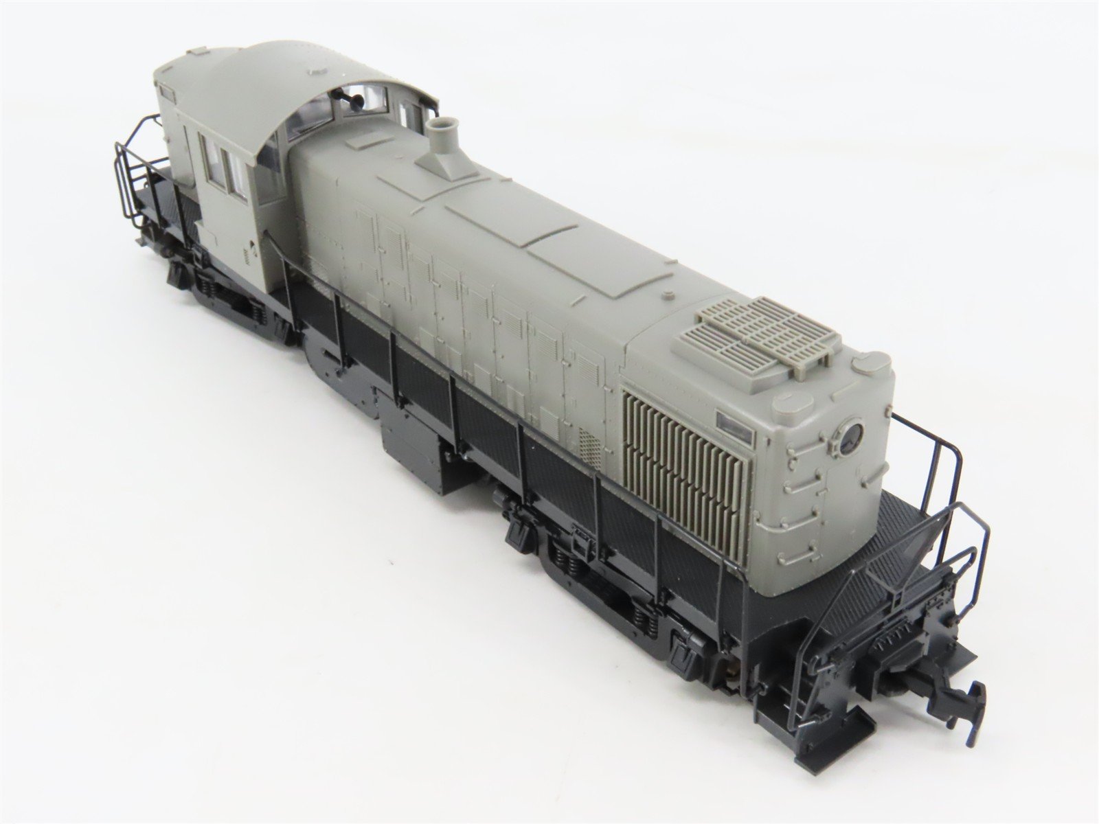 HO Scale Atlas/KATO 8100 Undecorated ALCO RS-1 Diesel Locomotive