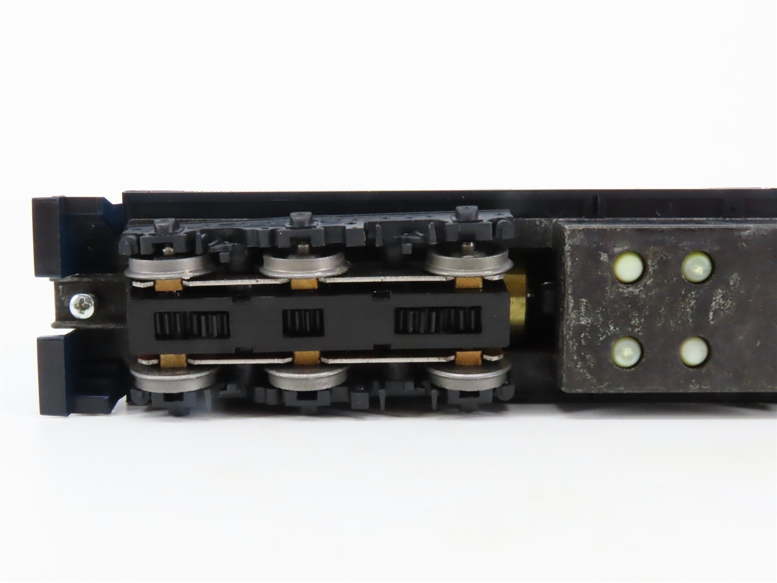 HO Scale Stewart 6140 C&O Chesapeake & Ohio Baldwin AS-616 Diesel #5568