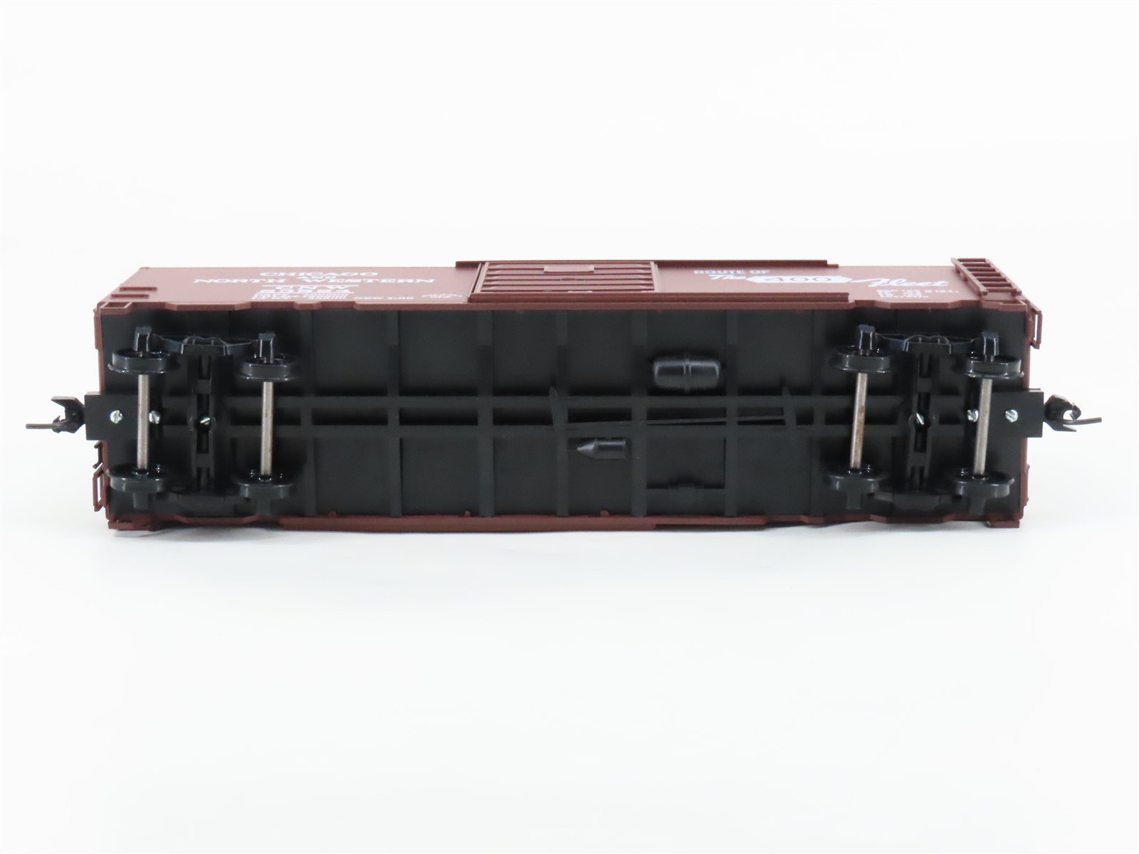 O Scale 2-Rail Quality Craft Models Weaver 3052 CNW The 400 Fleet Box Car #83524