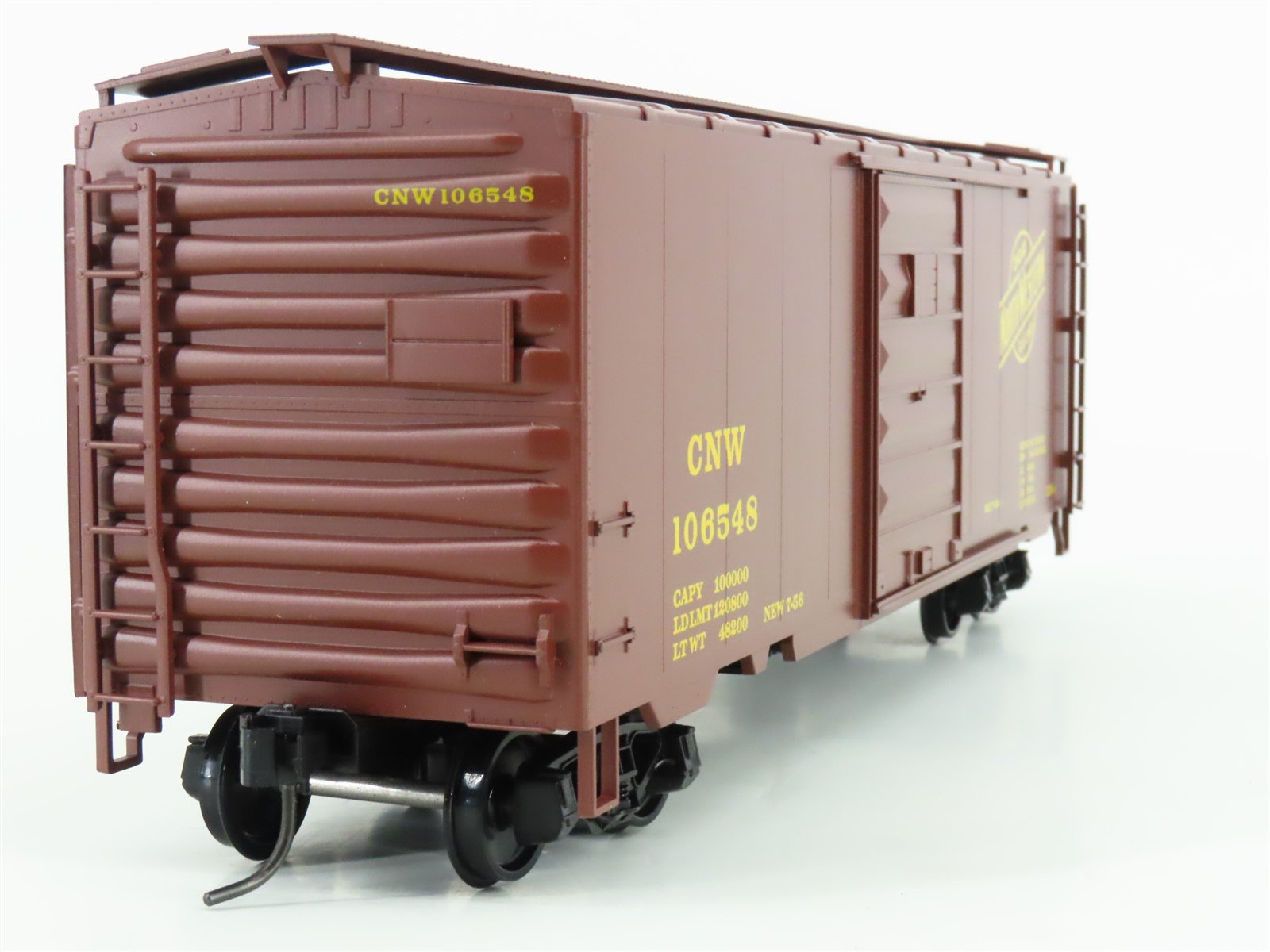 O Scale 2-Rail Quality Craft Models Weaver 3053 CNW Railway 40' Box Car #106548
