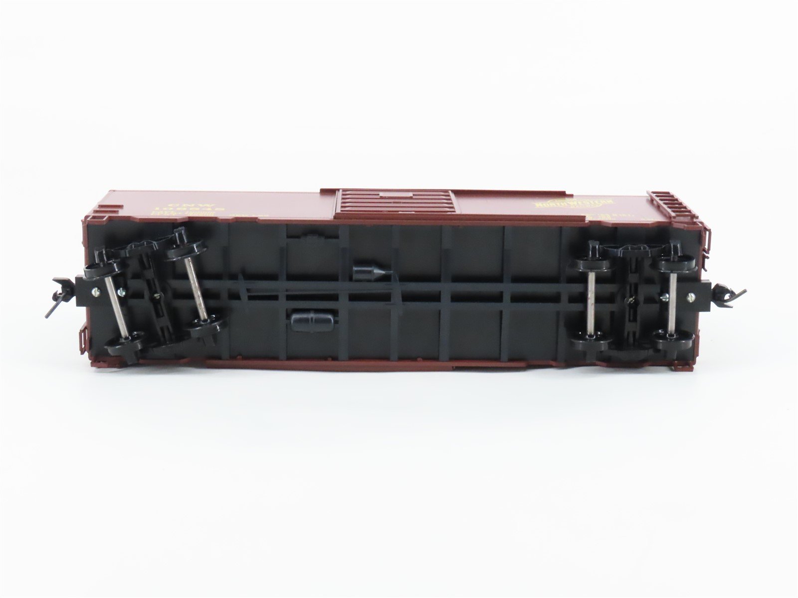O Scale 2-Rail Quality Craft Models Weaver 3053 CNW Railway 40' Box Car #106548