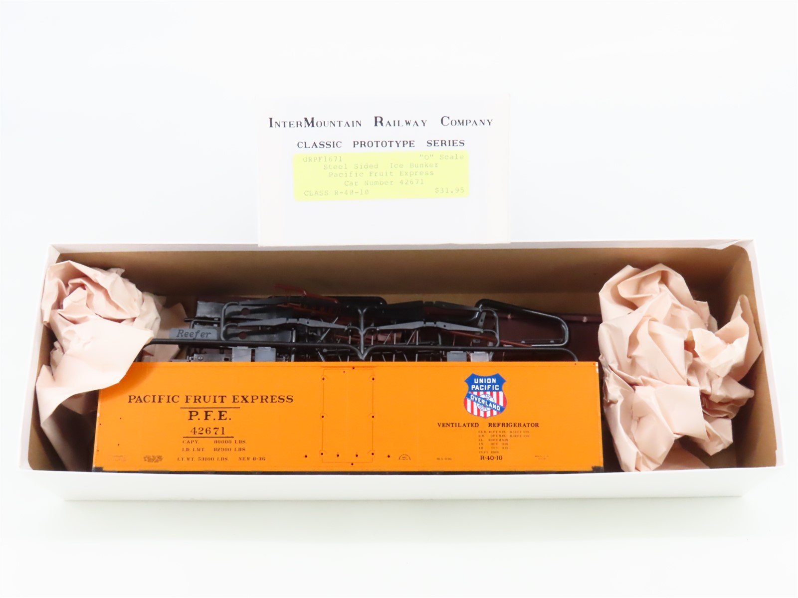 O Scale 2-Rail InterMountain Kit ORPF1671 PFE Pacific Fruit Express Reefer 42671