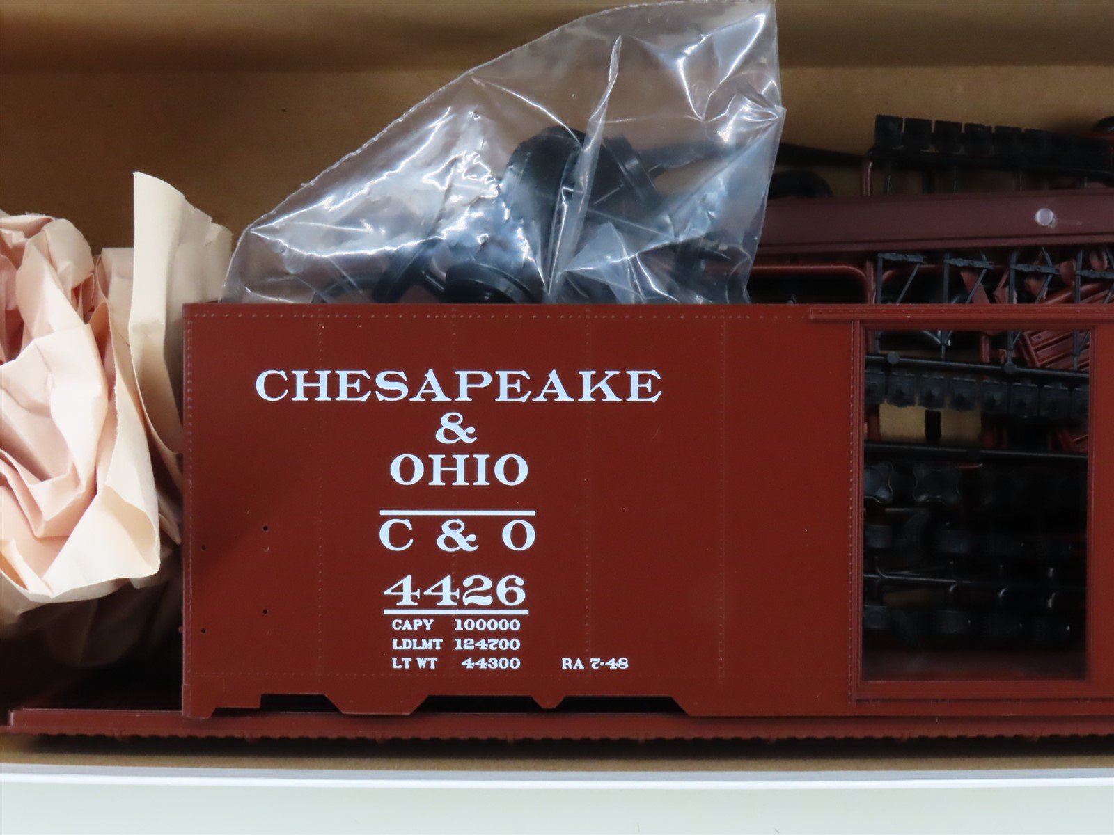 O Scale 2-Rail InterMountain Kit OBCO1426 C&O Chesapeake & Ohio Box Car #4426