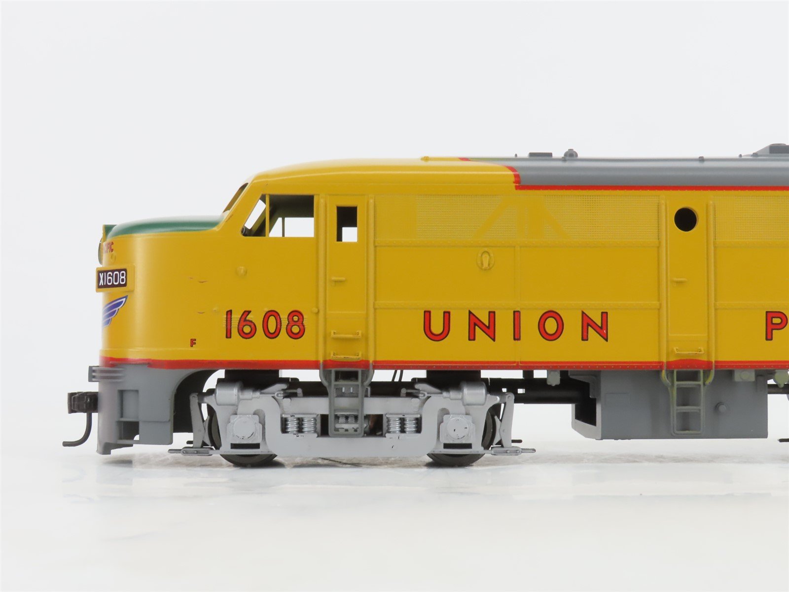 O Scale 2-Rail Weaver 6040 UP Union Pacific FA-2 Diesel Locomotive #X1608