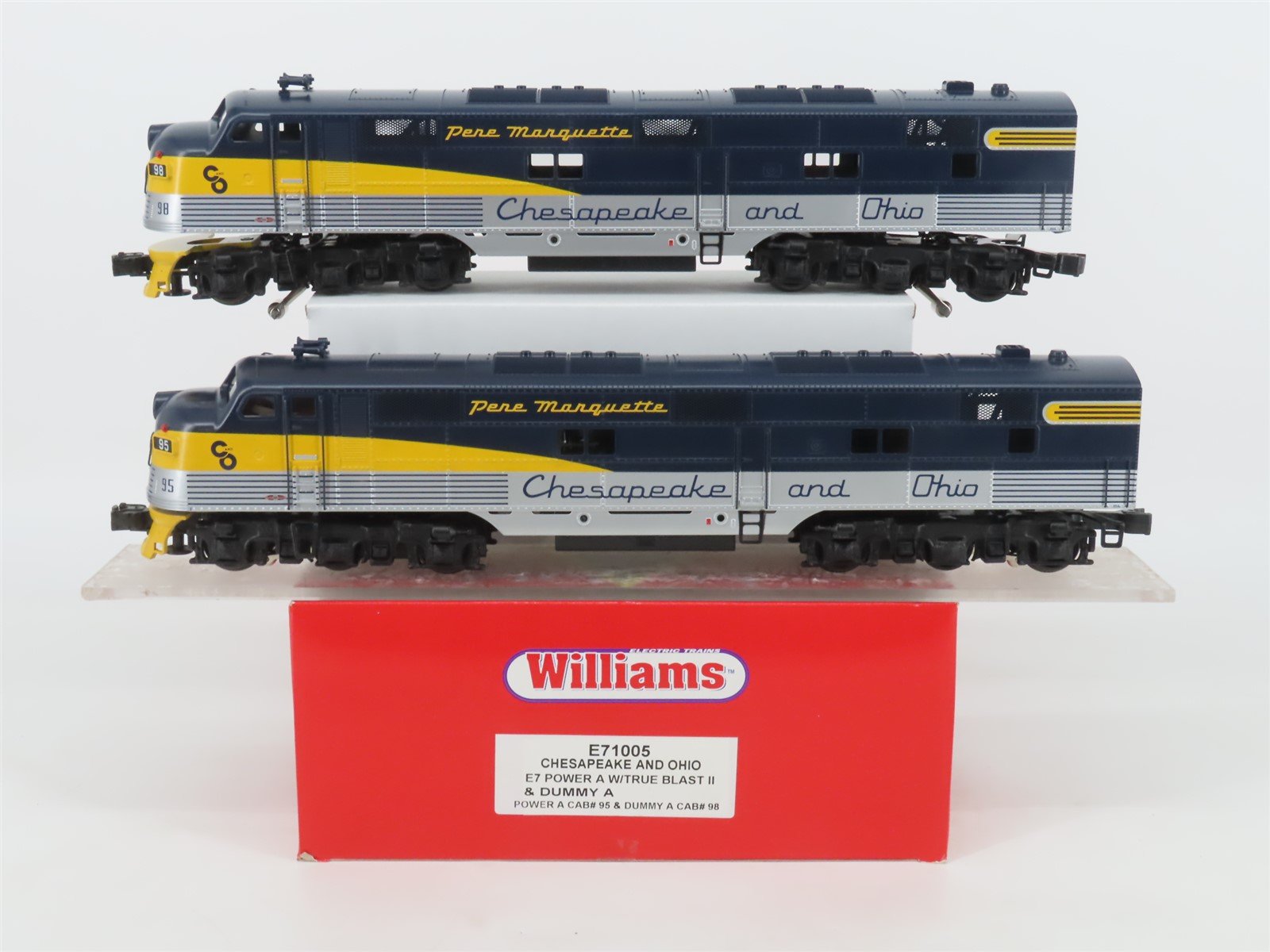 O Gauge 3-Rail Williams E71005 C&O Chesapeake & Ohio E7 A/A Diesel Loco Set