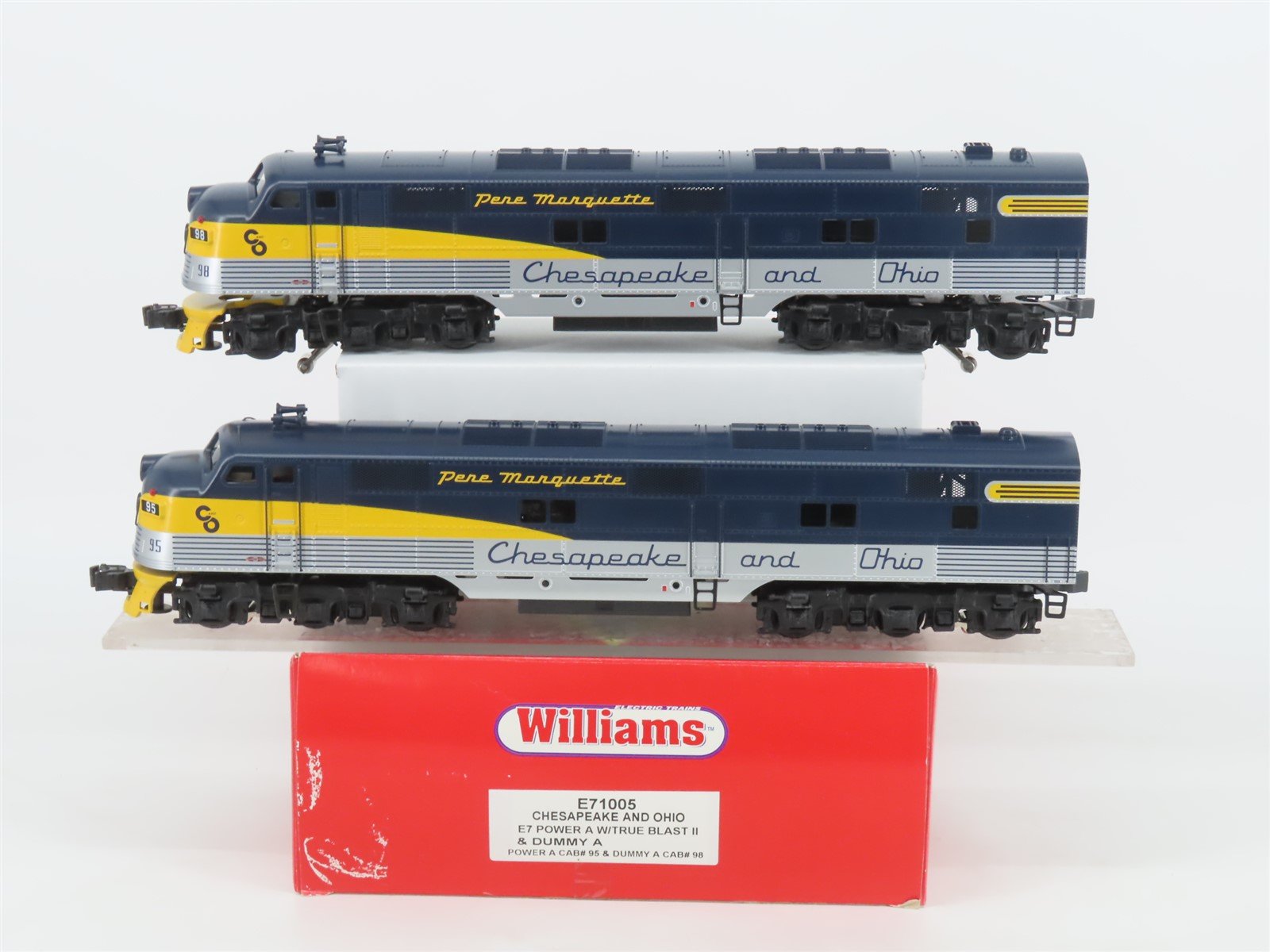 O Gauge 3-Rail Williams E71005 C&O Chesapeake & Ohio E7 A/A Diesel Loco Set