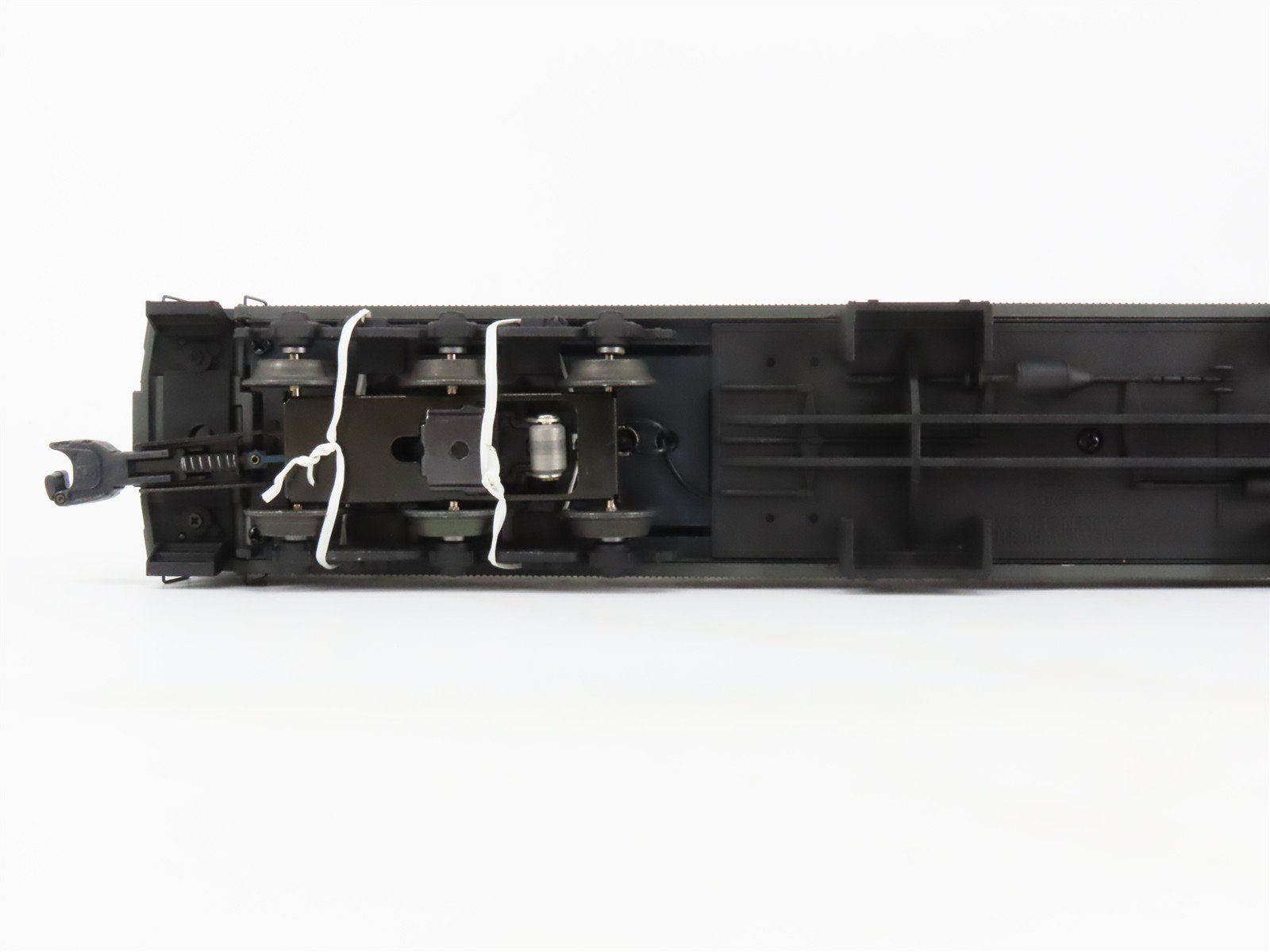 O Gauge 3-Rail Lionel 6-19094 Pullman Sleeper Passenger Car 
