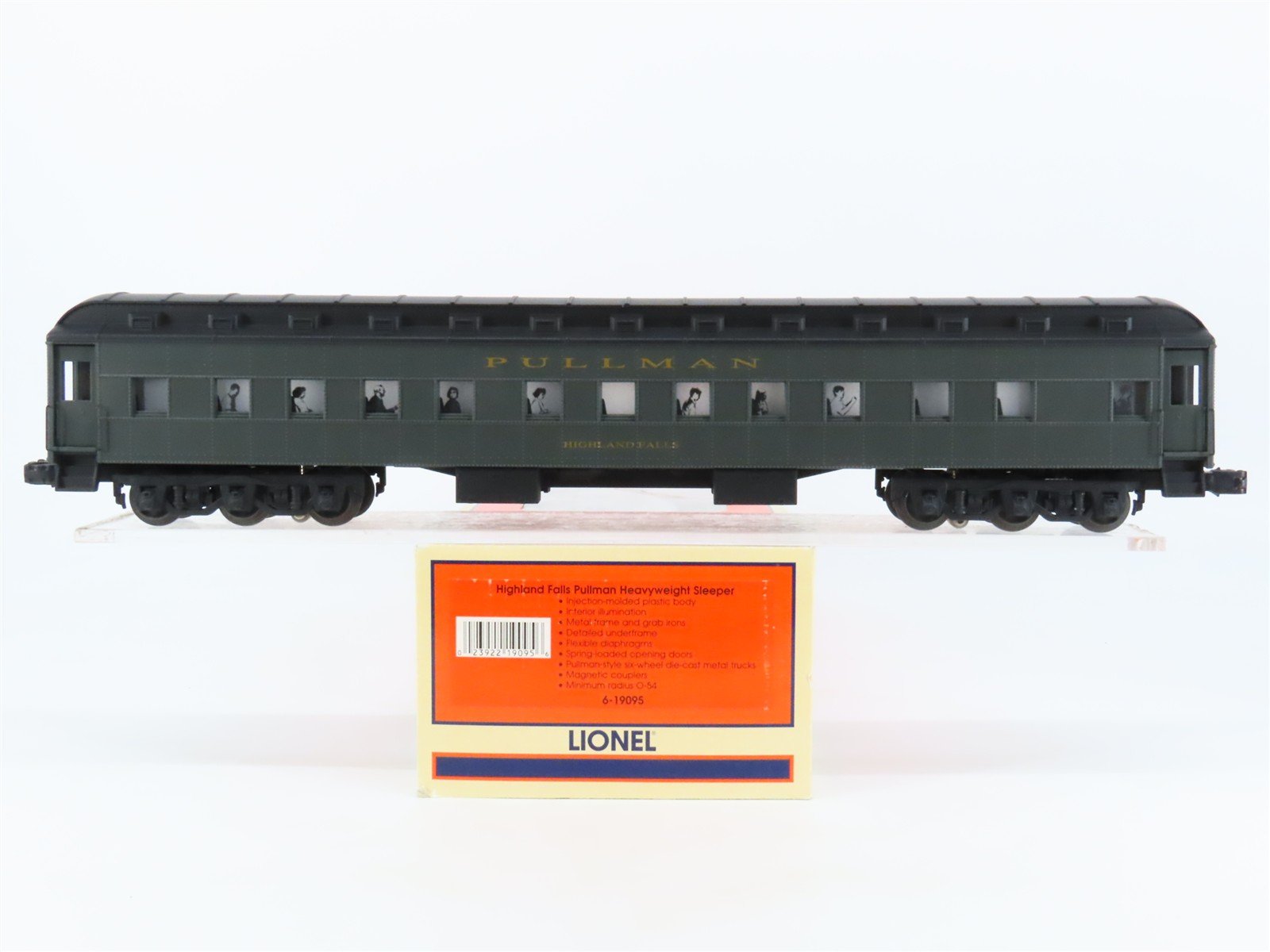 O Gauge 3-Rail Lionel 6-19095 Pullman Sleeper Passenger Car 