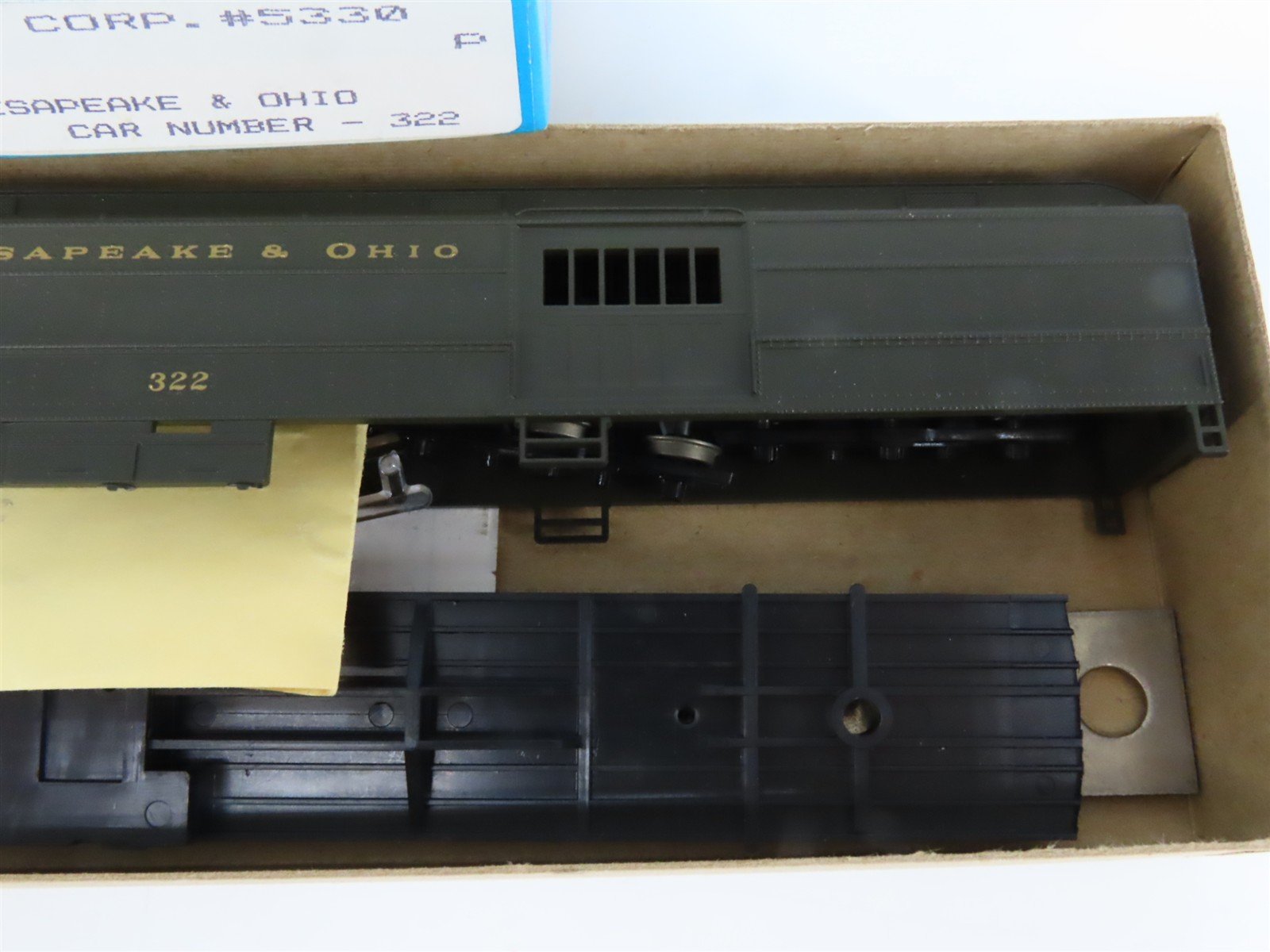 HO Scale Athearn Bev-Bel Kit 5330 C&O Chesapeake & Ohio Baggage Passenger #322