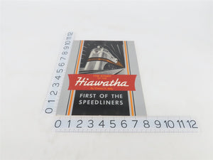 The Story Of The Hiawatha, First Of The Speedliners by Charles H. Bilty Â©1985 SC