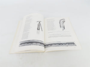 The Story Of The Hiawatha, First Of The Speedliners by Charles H. Bilty Â©1985 SC