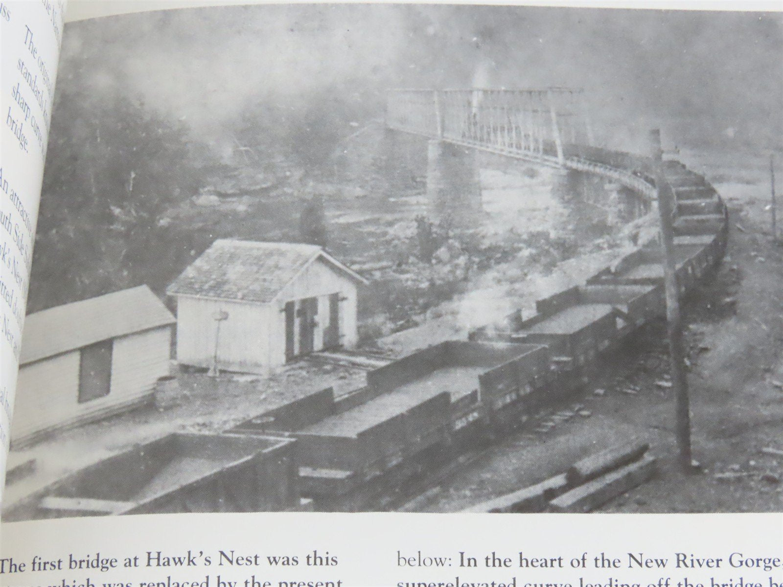 Riding That New River Train by Eugene L. Huddleston Â©1989 SC Book