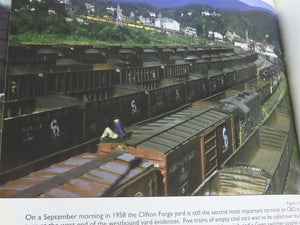 Chesapeake & Ohio, Coal, & Color by Huddleston, Joseph, & Young Â©1997 HC Book