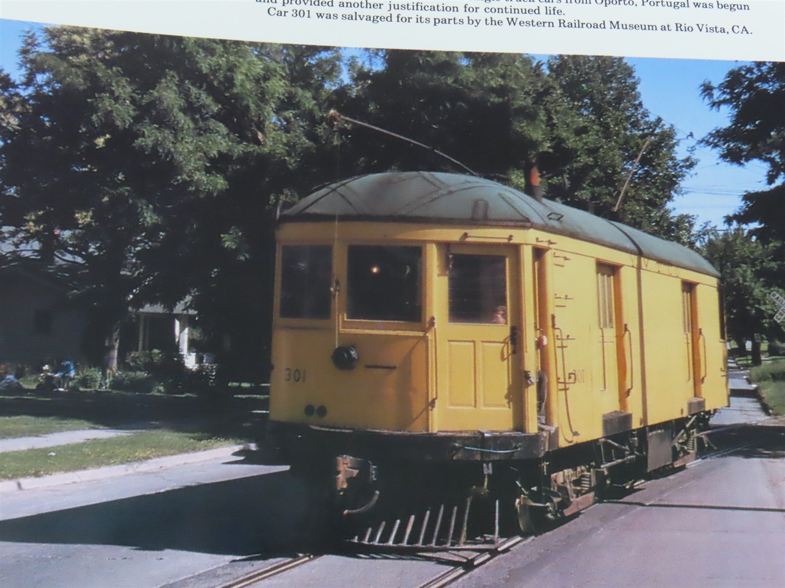 A Rainbow of Traction - CERA Bulletin 126 Â©1988 HC Book