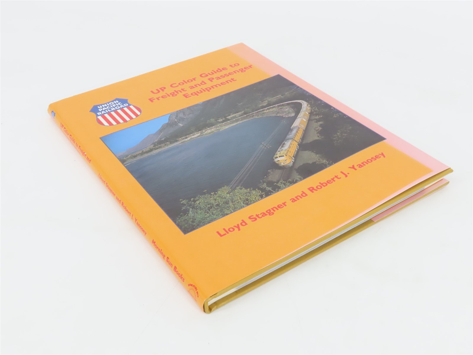 Morning Sun: UP Color Guide to Freight & Passenger Equipment Â©1993 HC Book