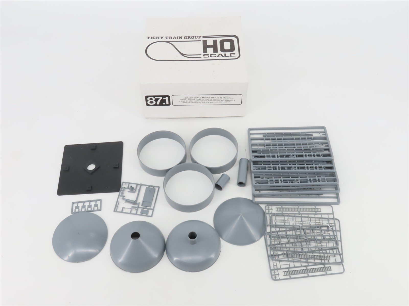 HO 1/87 Scale Tichy 7012 Standard Steel 100k Gal Water Tank Building Kit