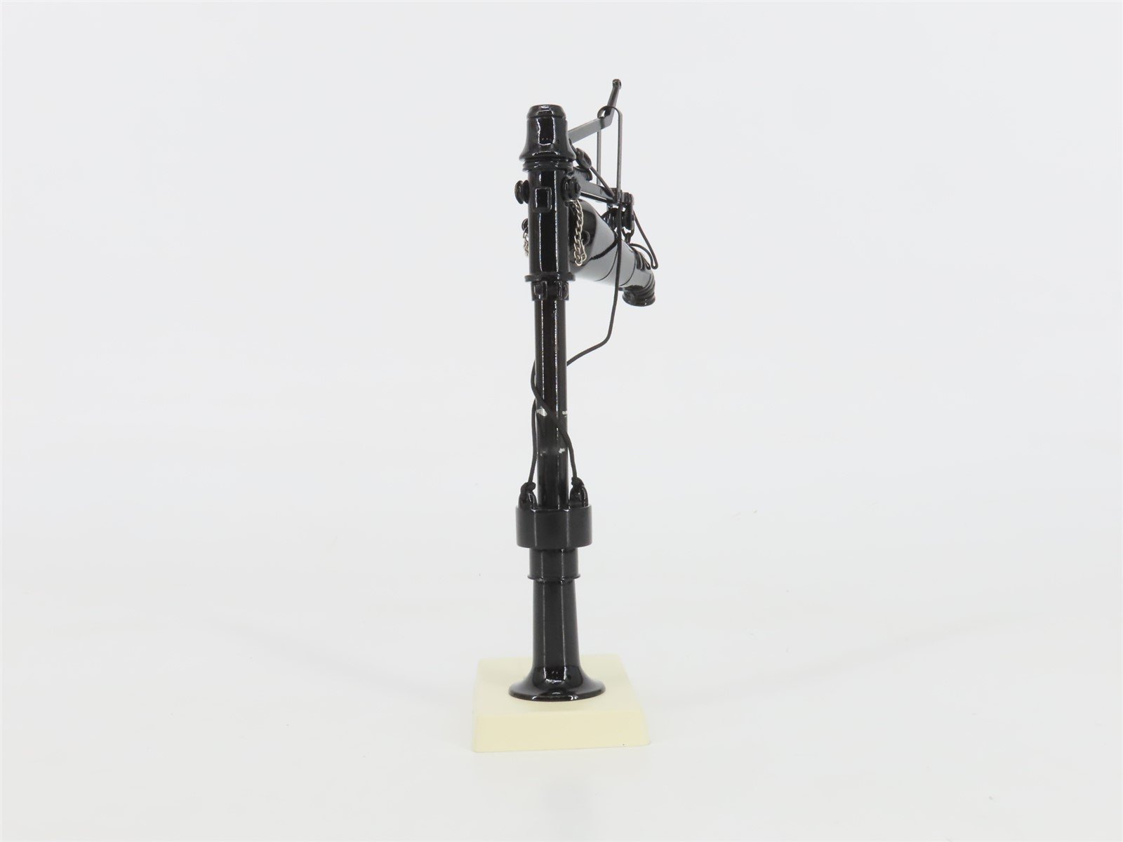 O Scale MTH Rail King 30-11007 Black & Cream Water Column