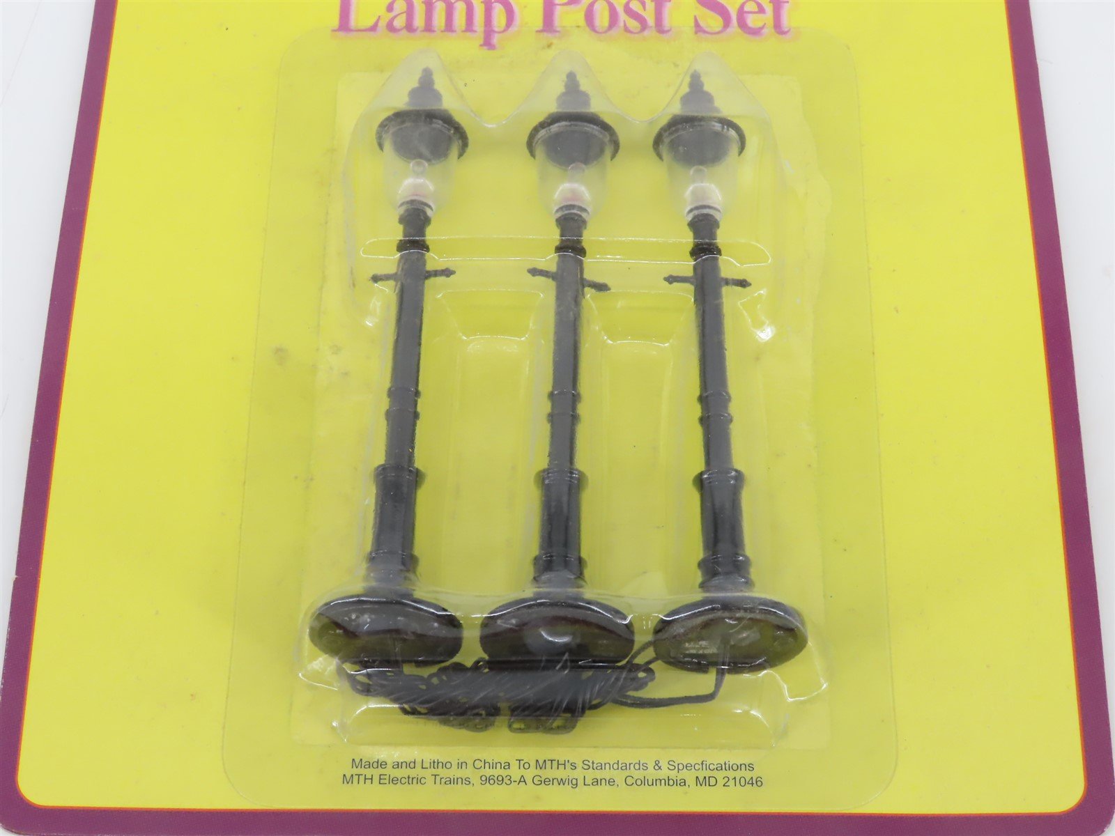 O Scale MTH Rail King 30-1078 Die-Cast Main Street Lamp 3-Pack