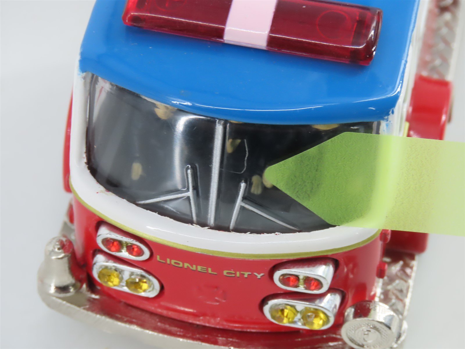 1:50 Scale Lionel 51801 Die-Cast American La France Fire Dept Ladder Truck