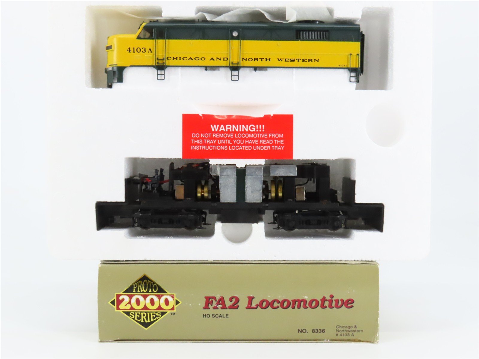 HO Proto 2000 8336 CNW Chicago & North Western FA2 Diesel #4103A - BAD GEARS