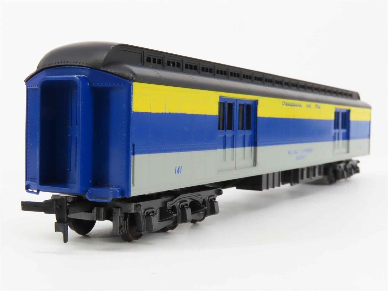 HO Rivarossi Supermodello 6549/0 C&O Chesapeake & Ohio Baggage Passenger #141