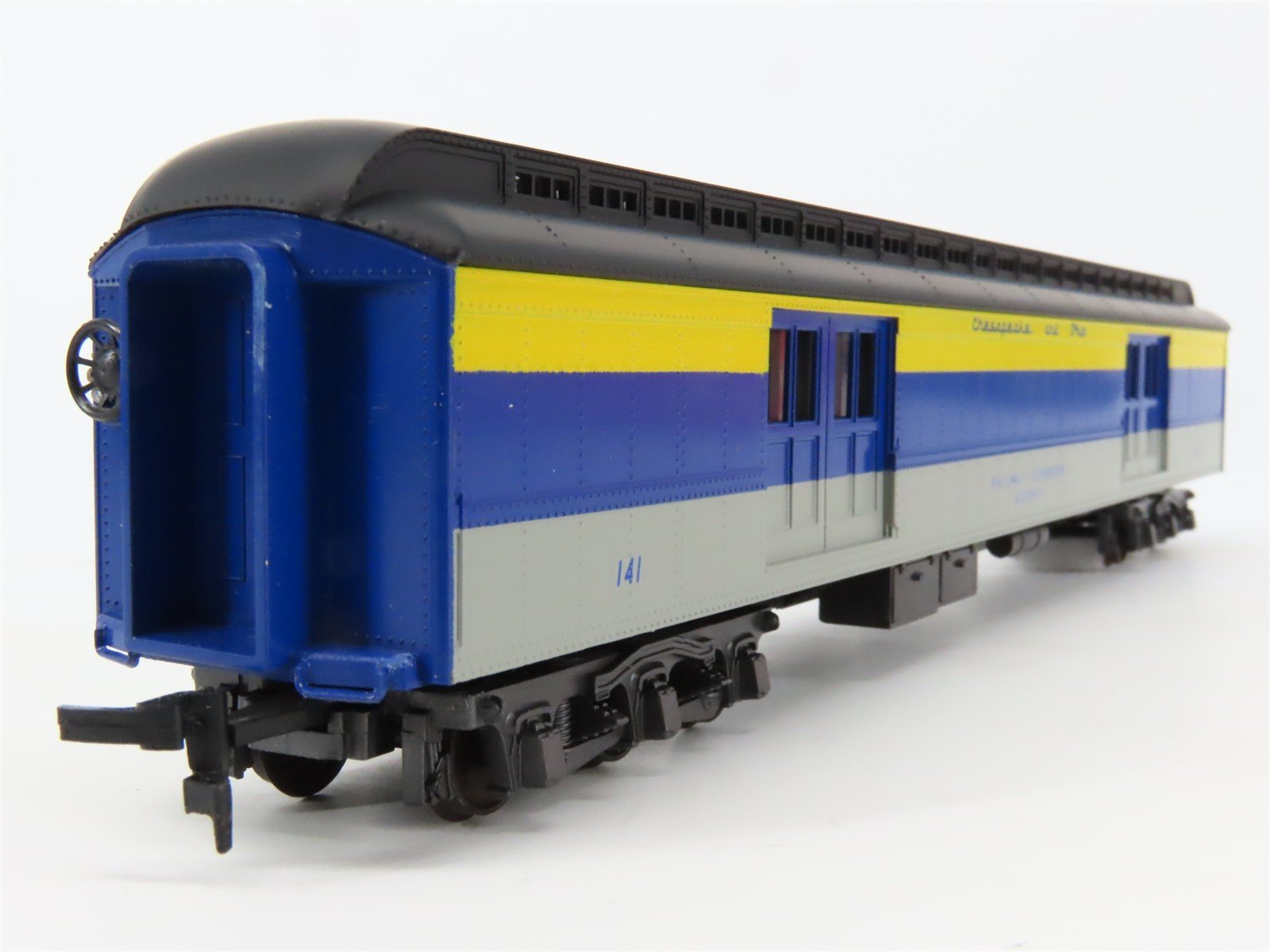 HO Rivarossi Supermodello 6549/0 C&O Chesapeake & Ohio Baggage Passenger #141