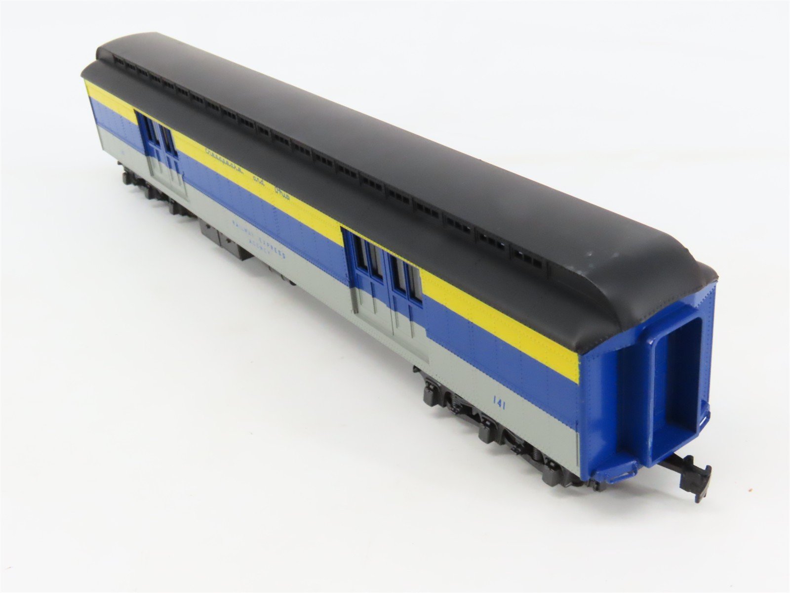 HO Rivarossi Supermodello 6549/0 C&O Chesapeake & Ohio Baggage Passenger #141