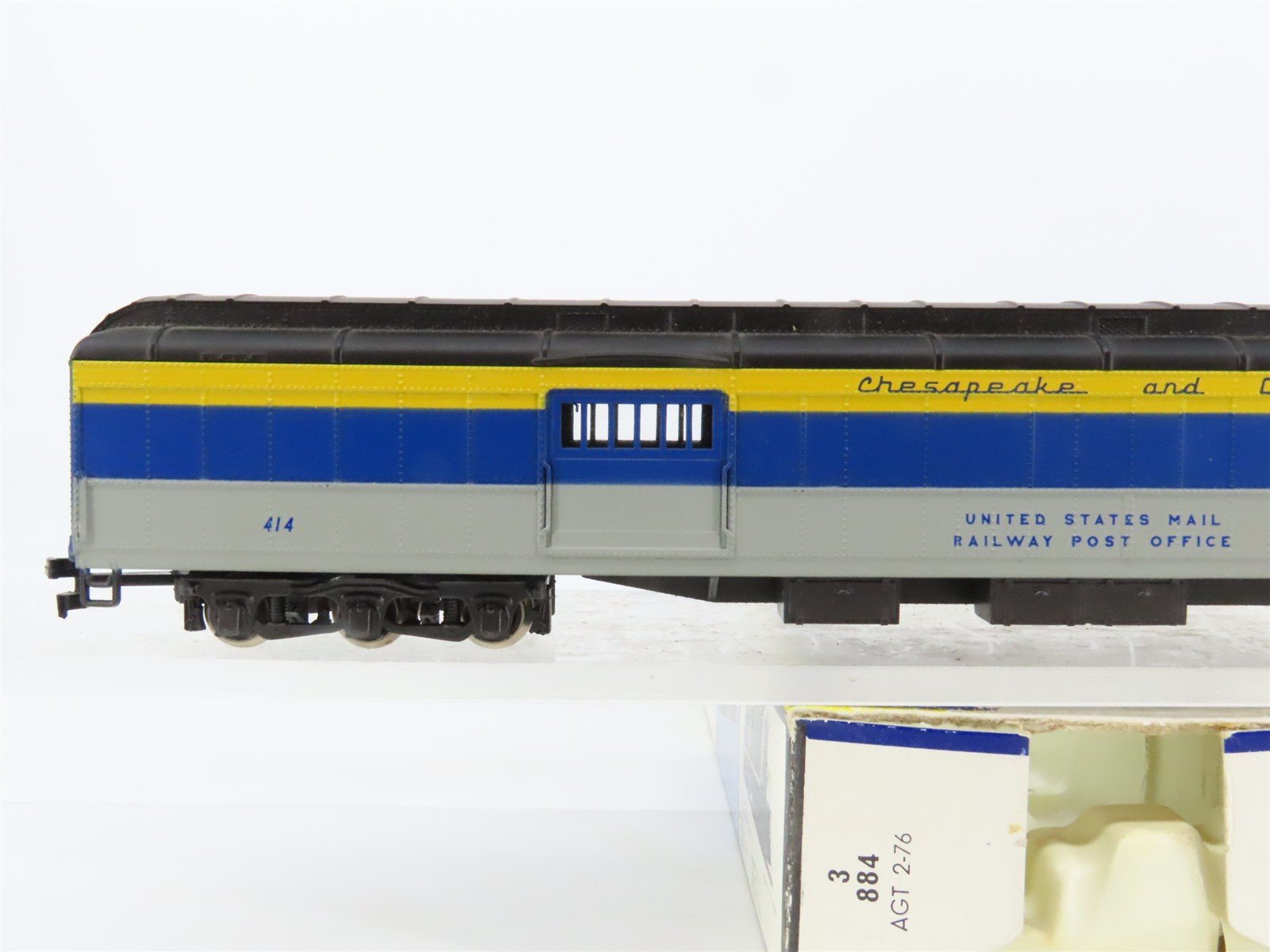 HO Scale AHM/Rivarossi C&O Chesapeake & Ohio RPO/Baggage Passenger #414