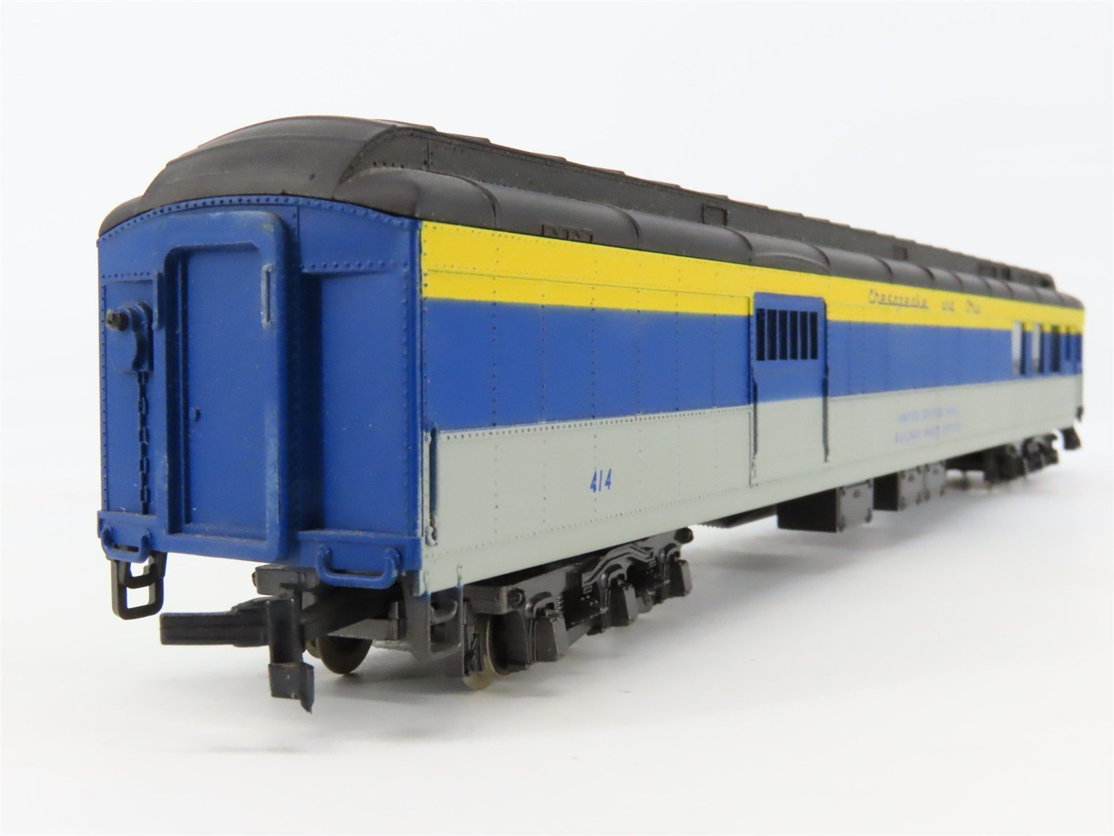 HO Scale AHM/Rivarossi C&O Chesapeake & Ohio RPO/Baggage Passenger #414
