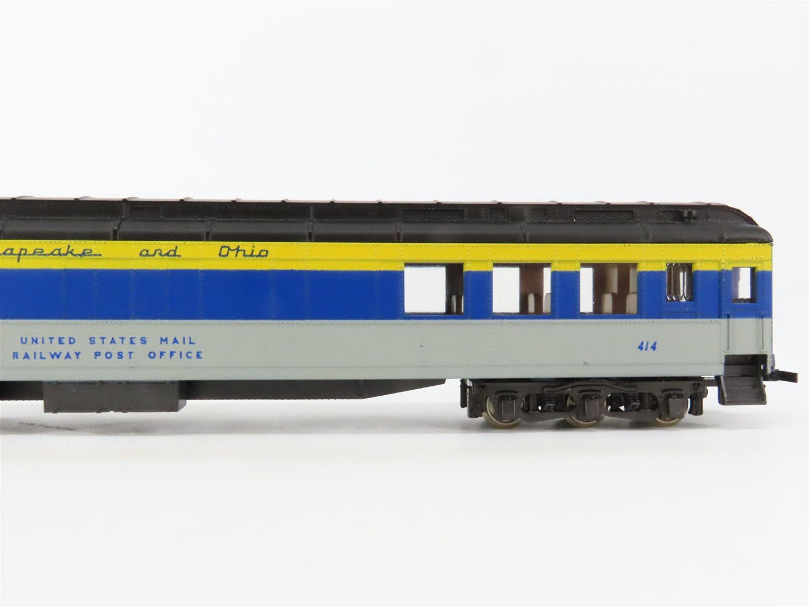 HO Scale AHM/Rivarossi C&O Chesapeake & Ohio RPO/Baggage Passenger #414
