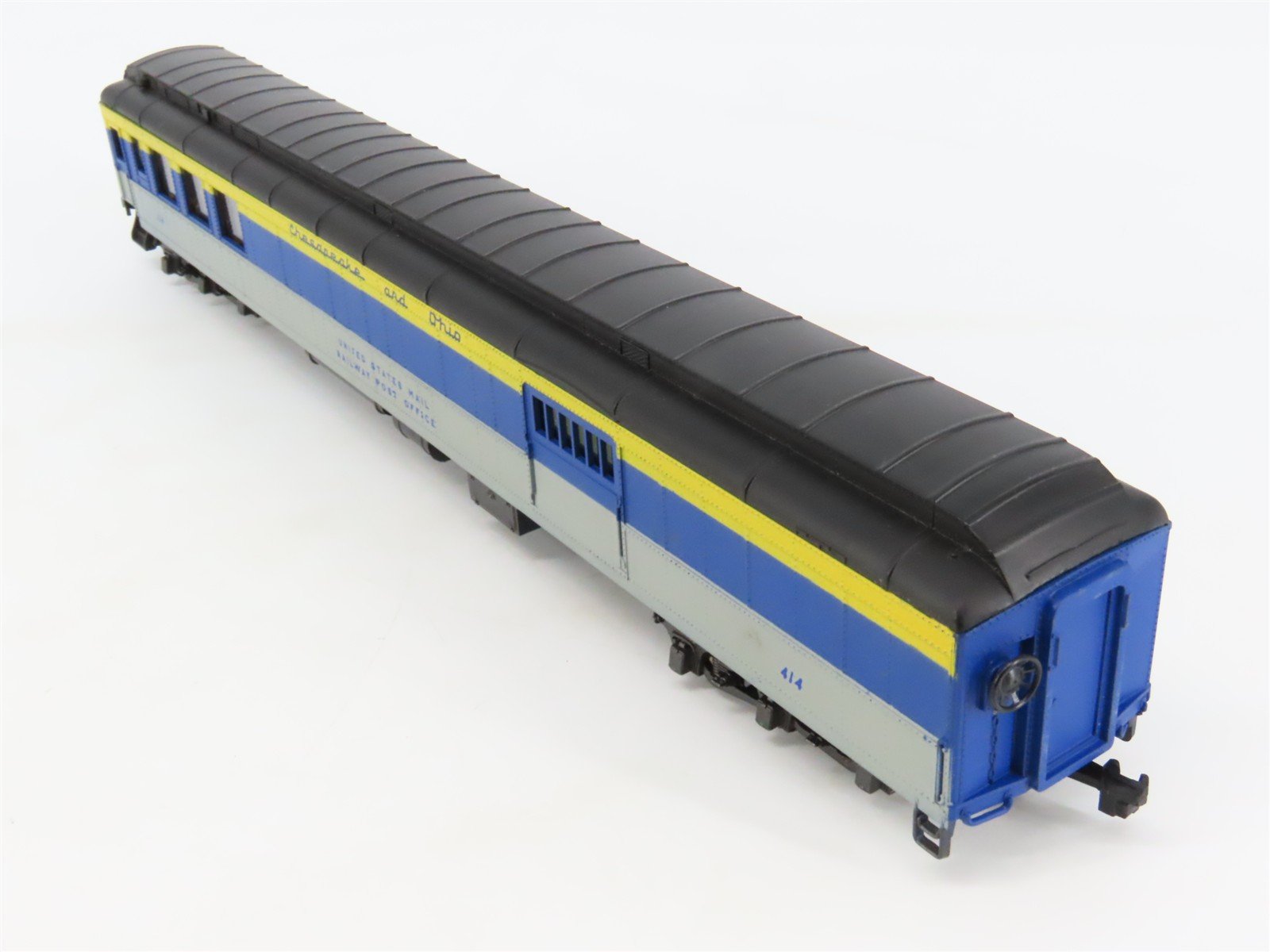 HO Scale AHM/Rivarossi C&O Chesapeake & Ohio RPO/Baggage Passenger #414