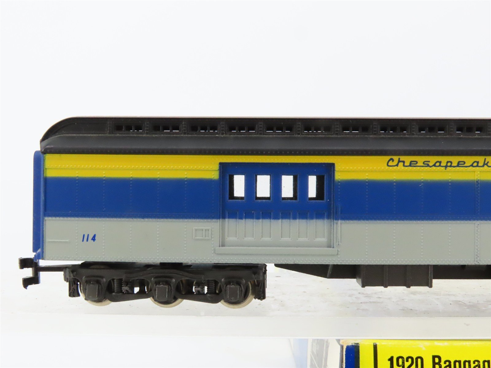 HO AHM/Rivarossi 6206-C C&O Chesapeake & Ohio 1920 Baggage/RPO Passenger #114