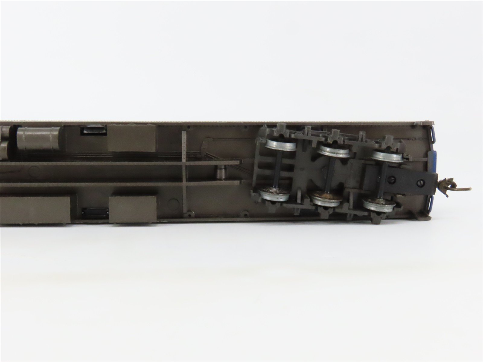 HO AHM/Rivarossi 6202-C C&O Chesapeake & Ohio 1920 Observation Passenger #140