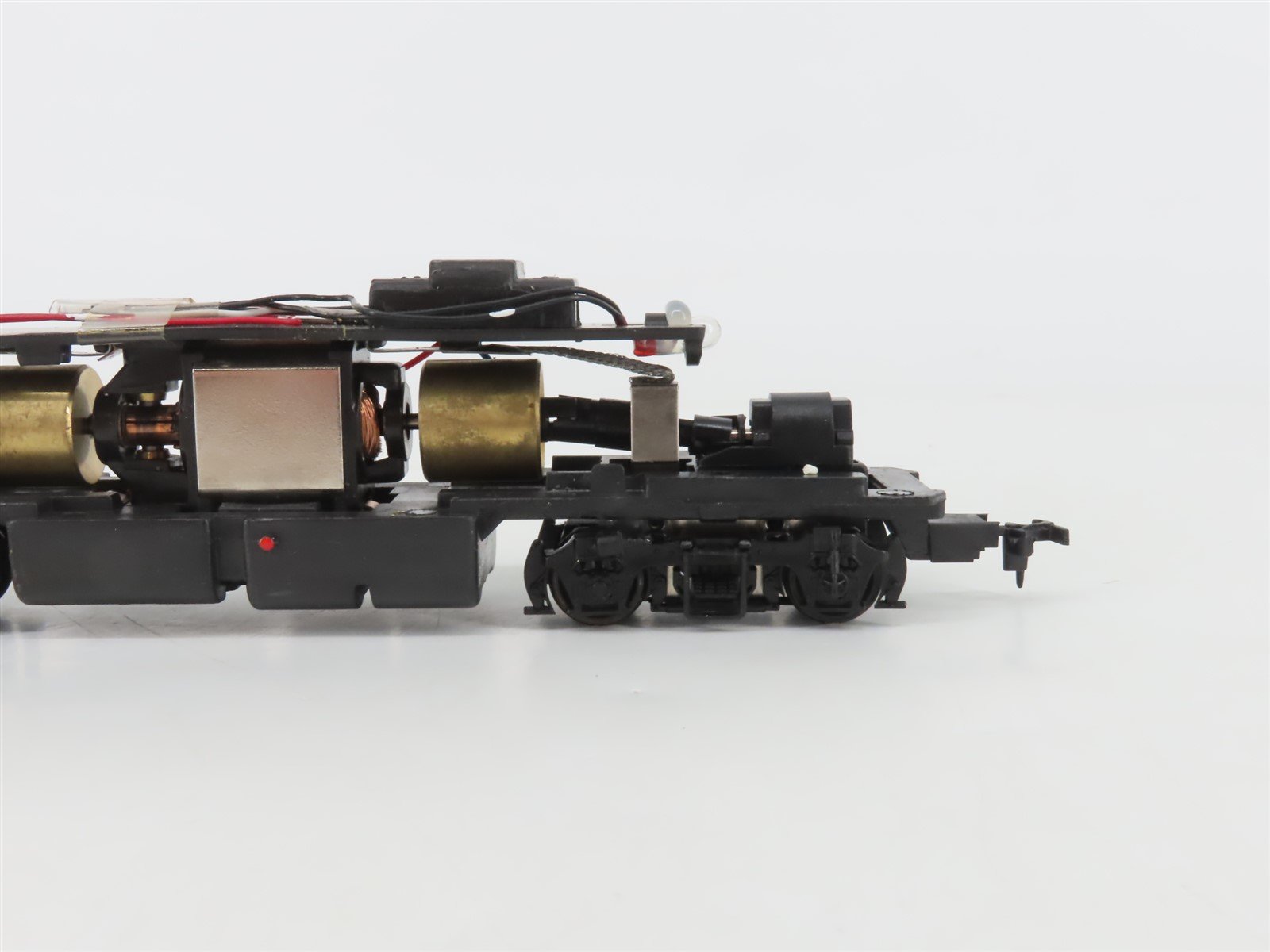 HO Scale Proto 2000 8356 WM Western Maryland EMD BL2 Diesel #82 - BAD GEARS