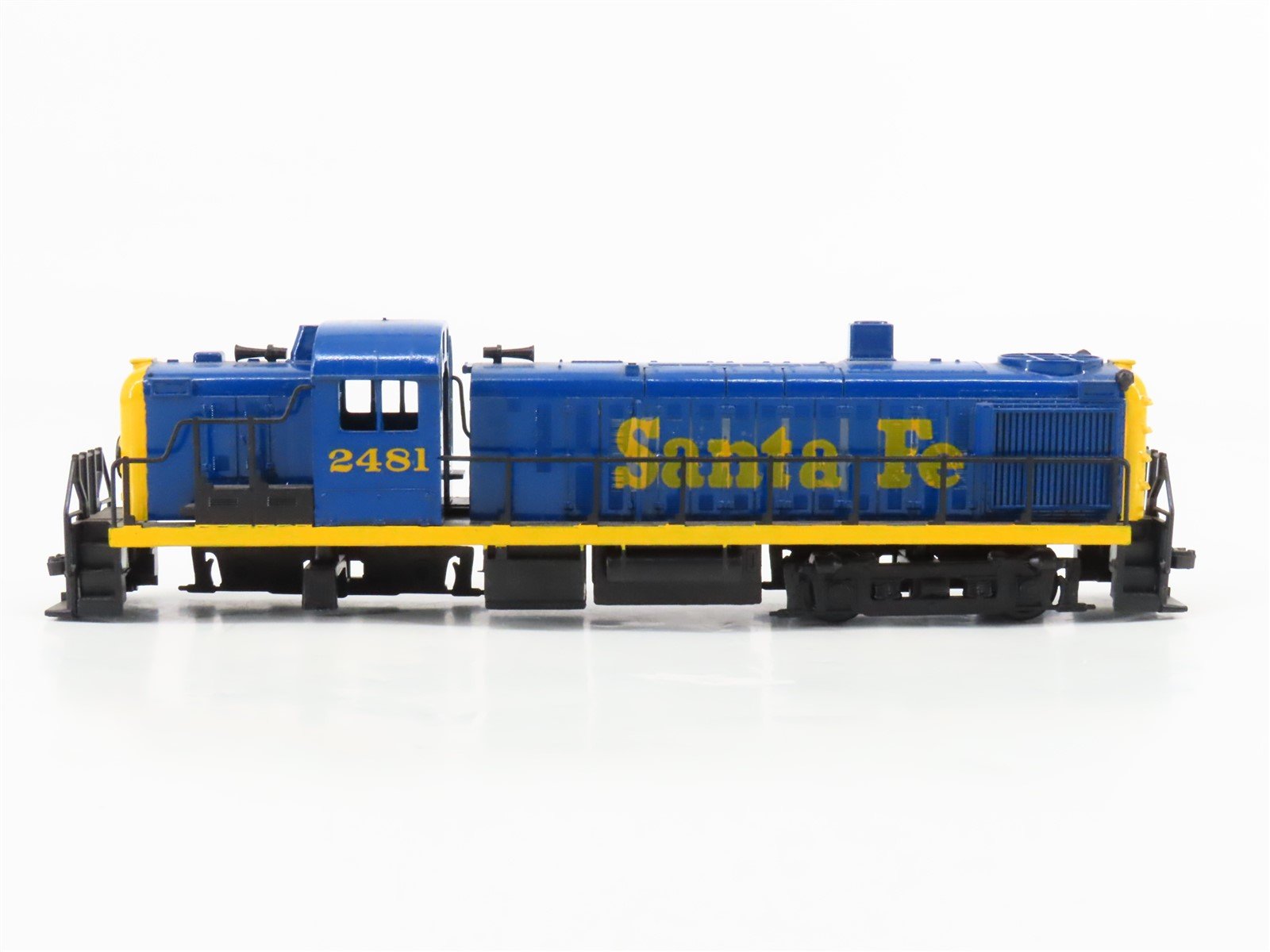 HO Scale Hobbytown ATSF Santa Fe RS-3 Diesel Loco #2481 UNPOWERED & Custom