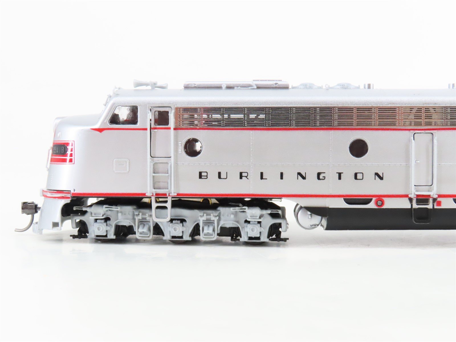 HO Scale Life-Like CBQ Burlington E8A Diesel Locomotive #9941B