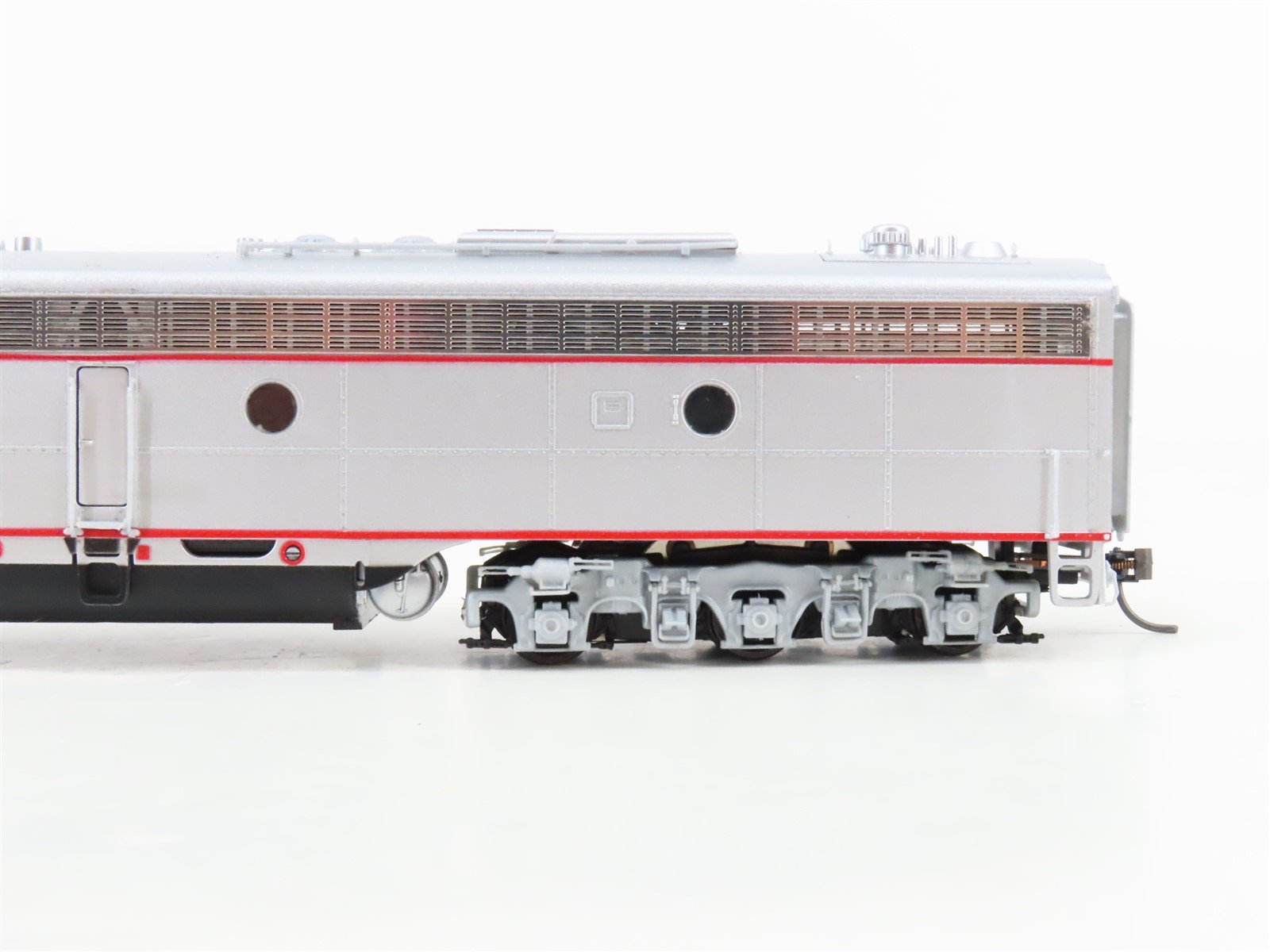 HO Scale Life-Like CBQ Burlington E8A Diesel Locomotive #9941B