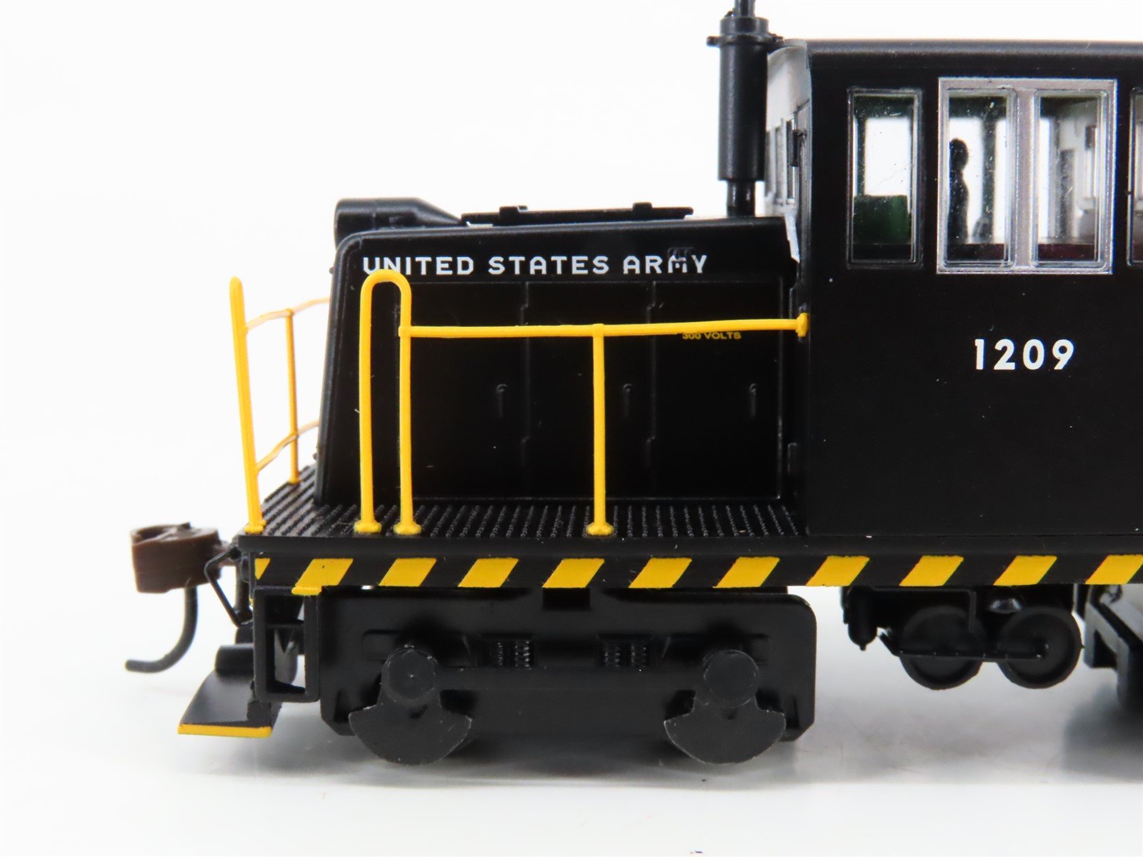 HO Scale Bachmann US Army GE 45-Tonner Diesel Locomotive #1209 w/DCC