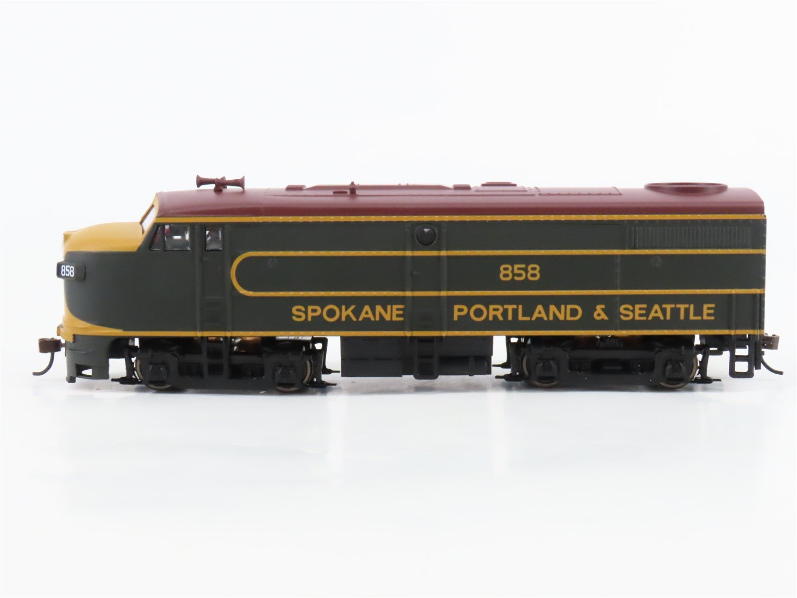HO Scale Walthers SP&S Spokane Portland & Seattle FA-1 Diesel Locomotive #858