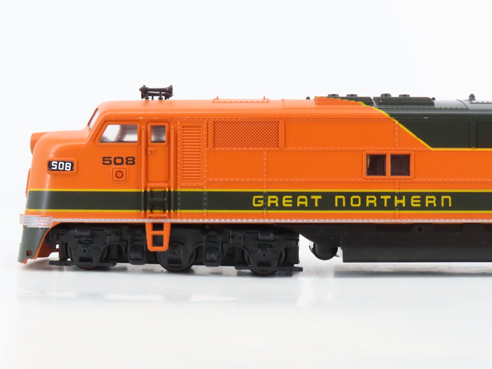 HO Scale Con-Cor GN Great Northern E7A Diesel Locomotive #508