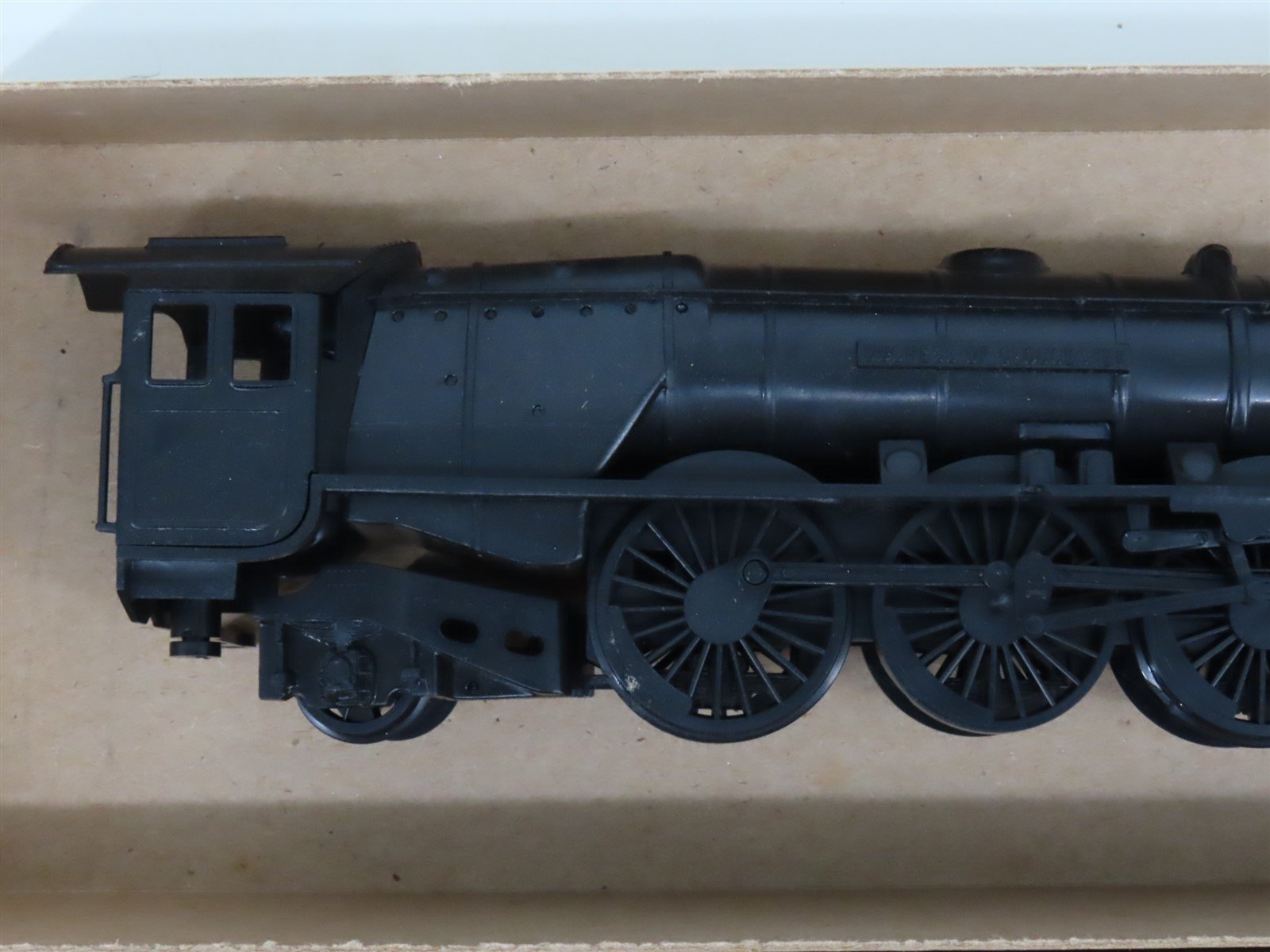 LOT of 4 HO Scale Undecorated & Unpowered Steam Loco 4-6-2 w/ Tenders