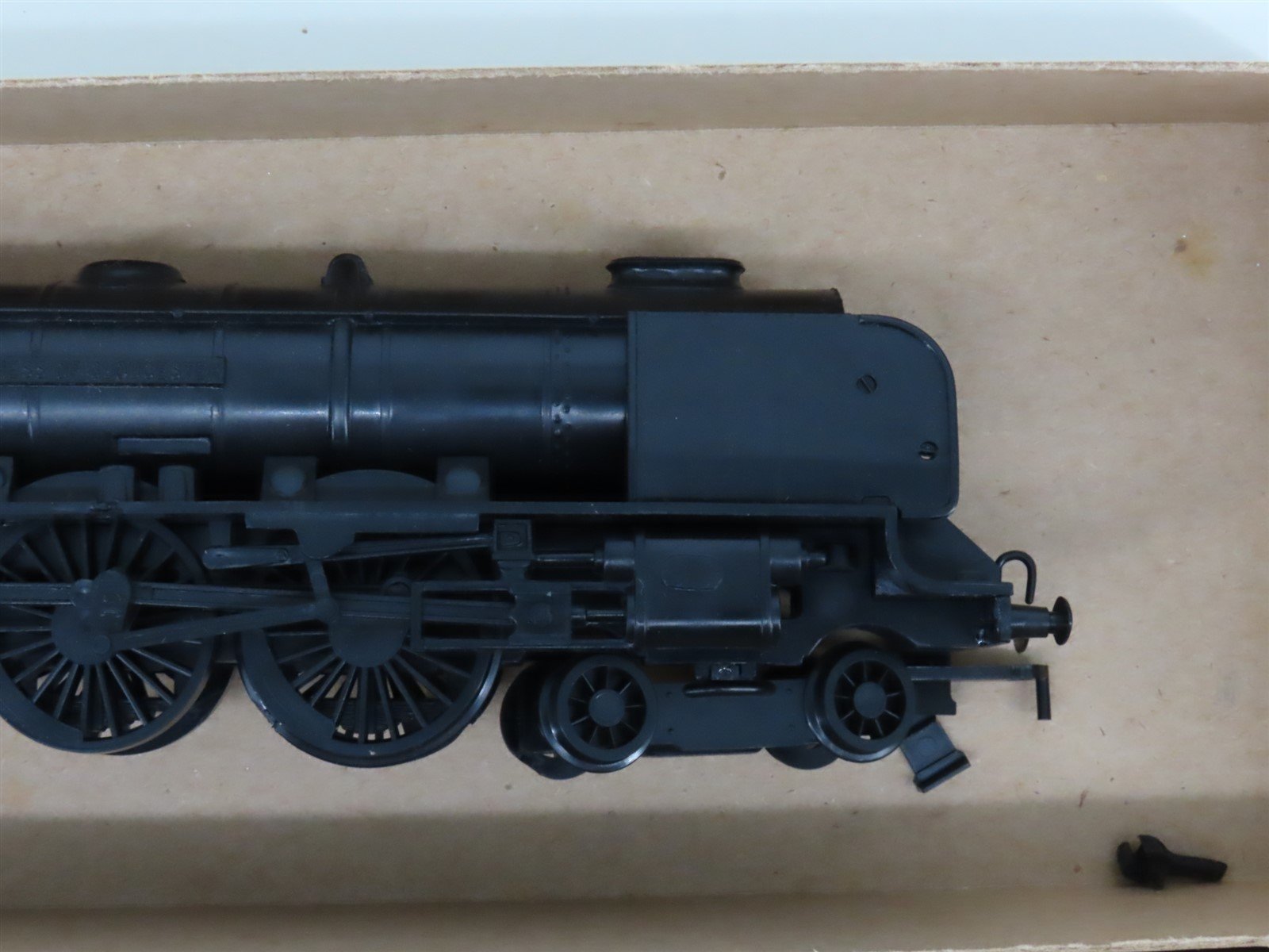 LOT of 4 HO Scale Undecorated & Unpowered Steam Loco 4-6-2 w/ Tenders